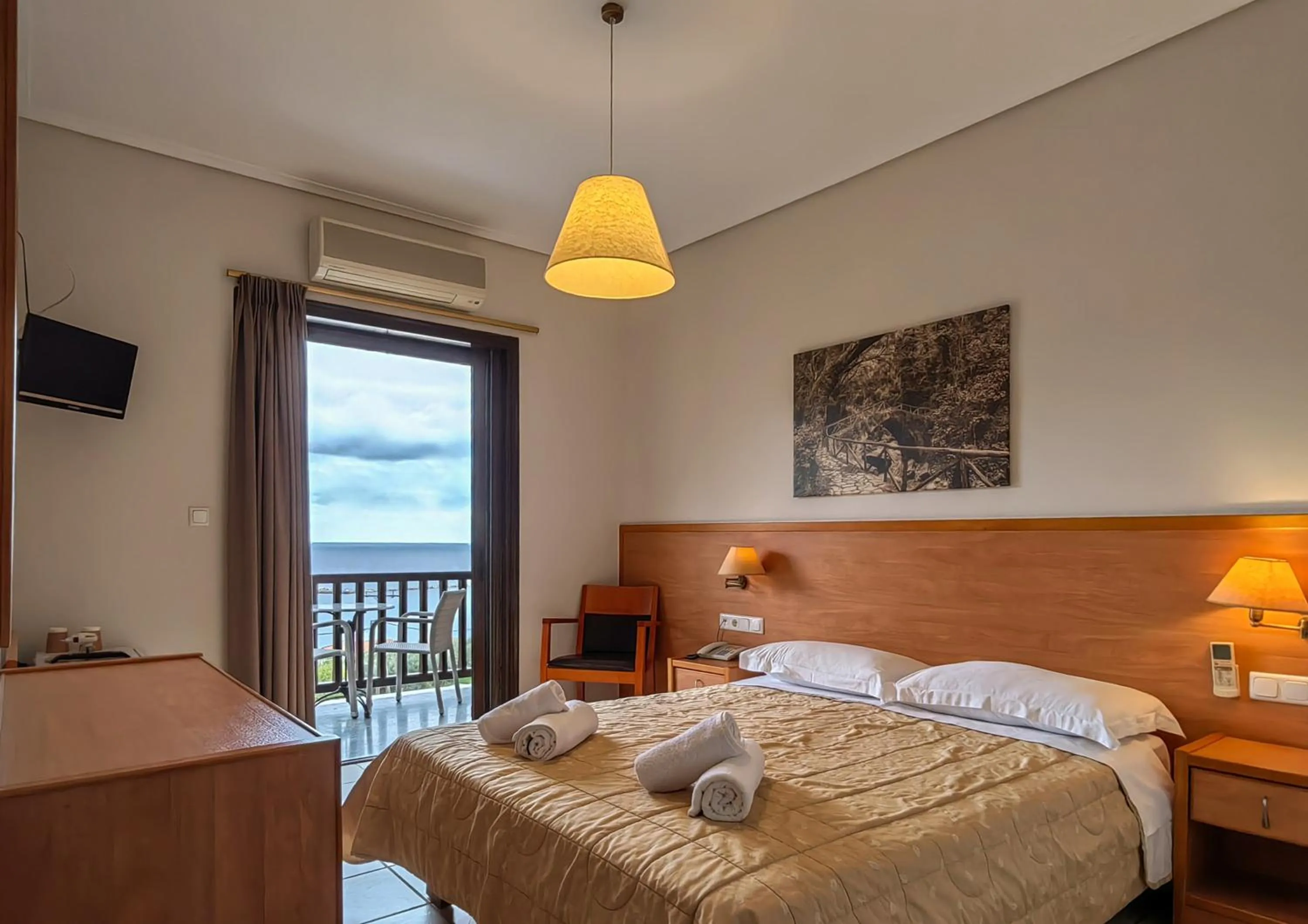 Photo of the whole room, Bed in Corali Hotel