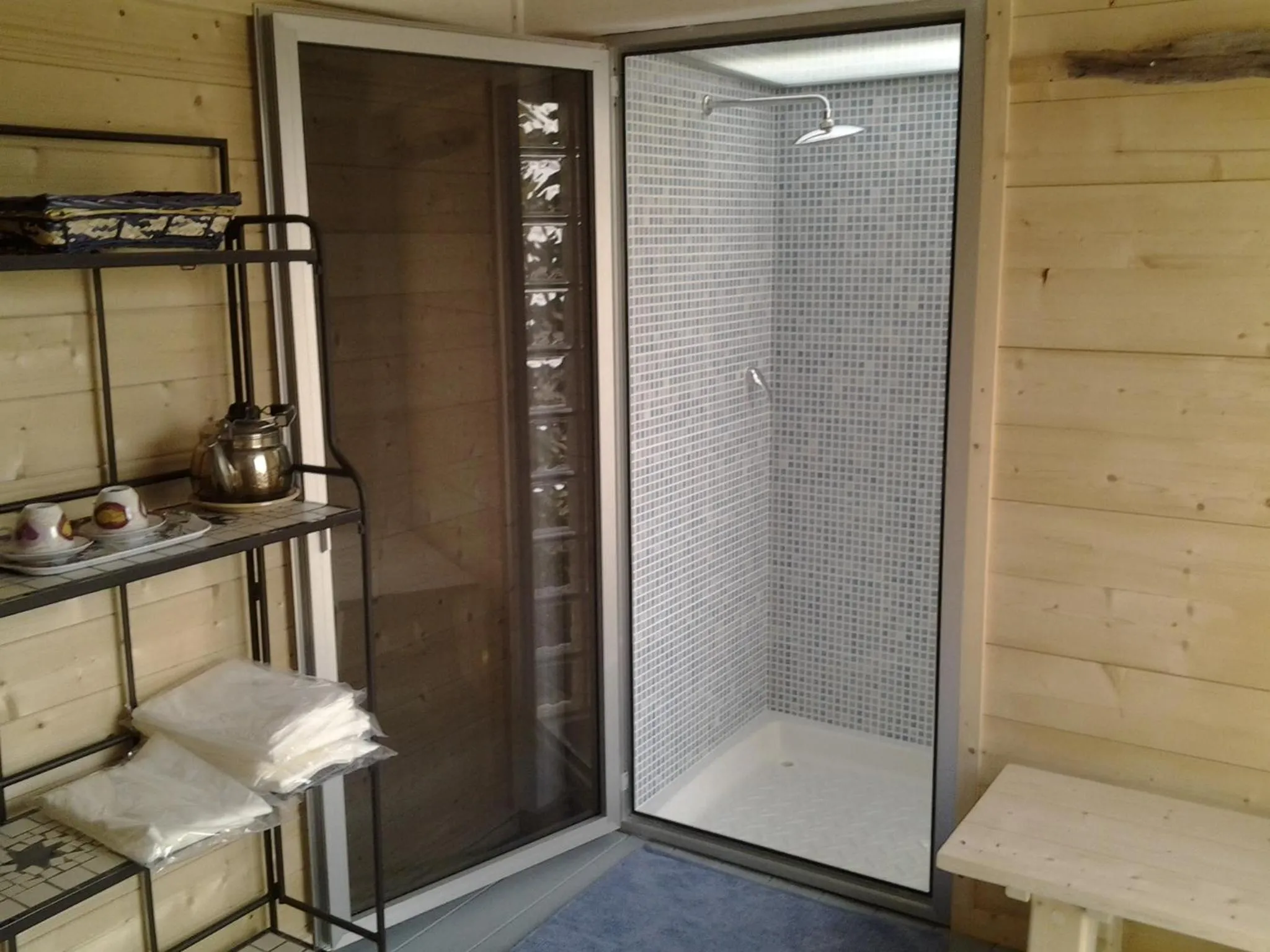 Shower in Bed and Breakfast La Casetta