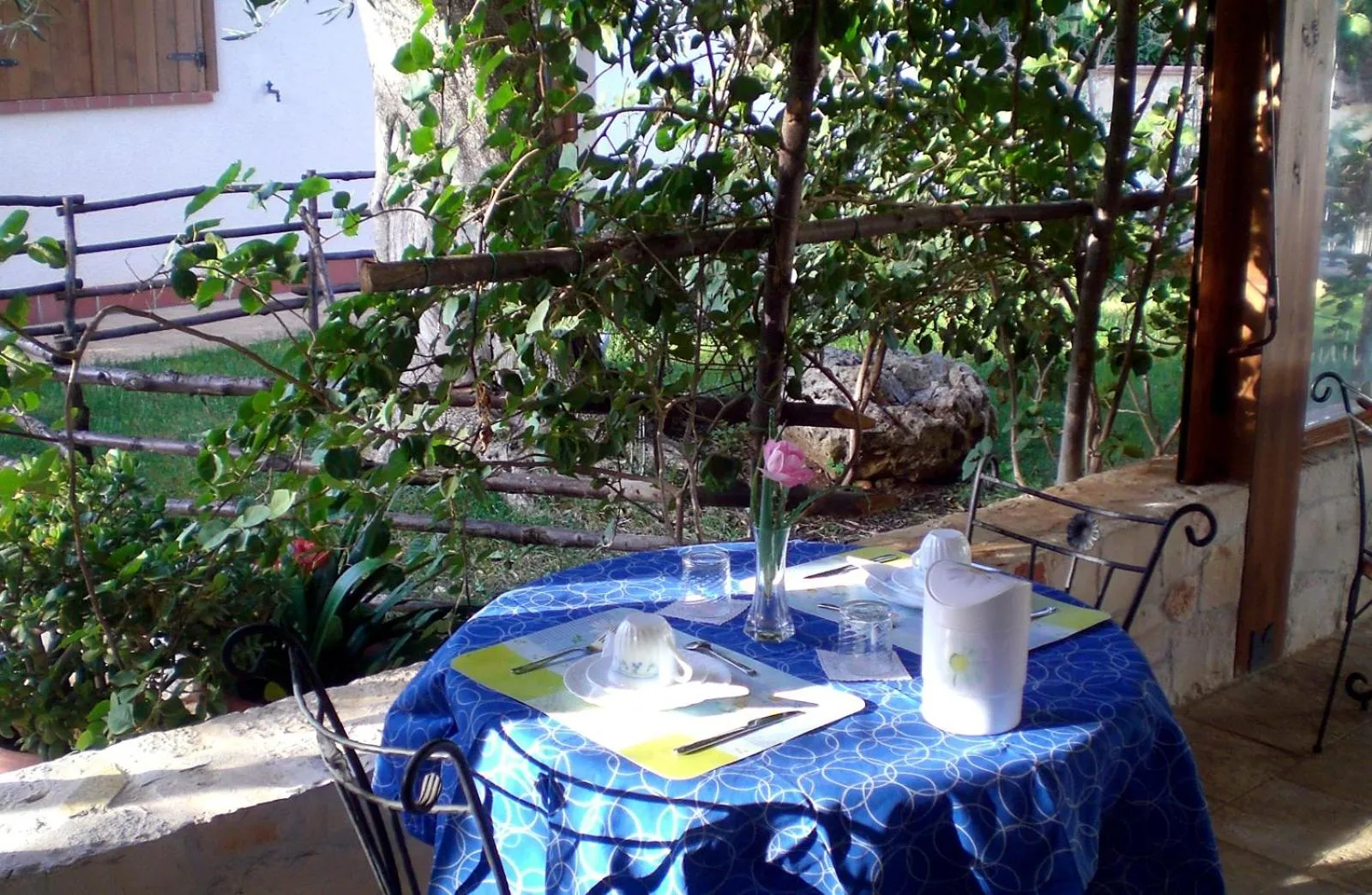 Restaurant/places to eat in Bed and Breakfast La Casetta