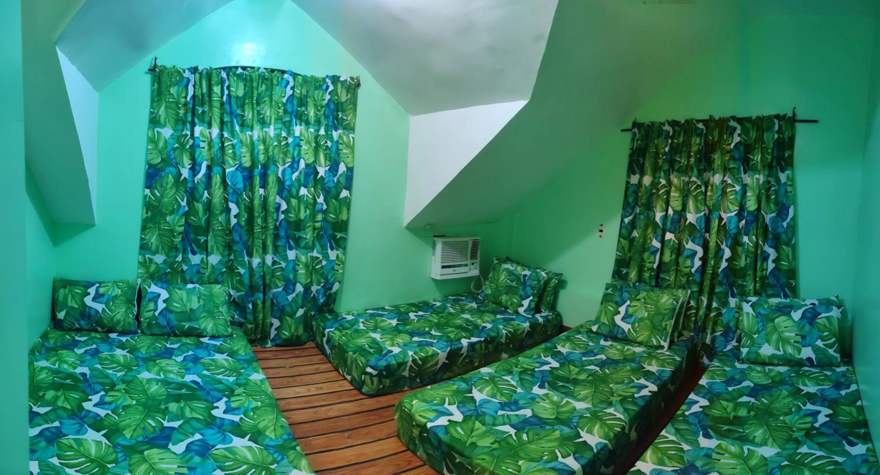 Blue Lagoon Inn and Restaurant, Pagudpud