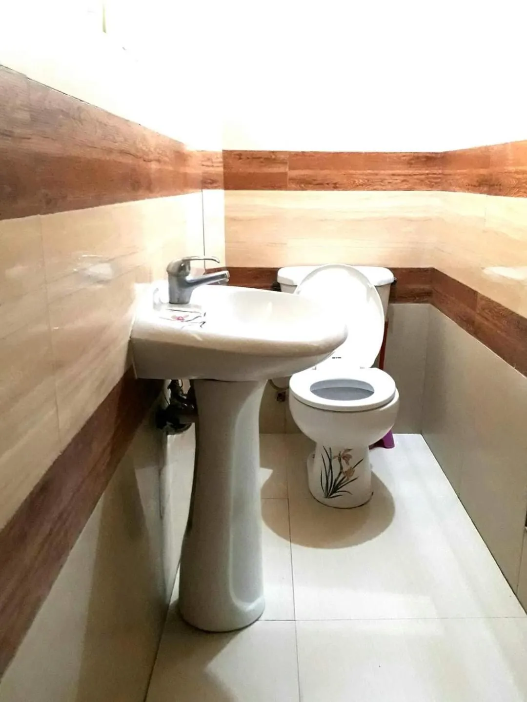 Blue Lagoon Inn and Restaurant, Pagudpud