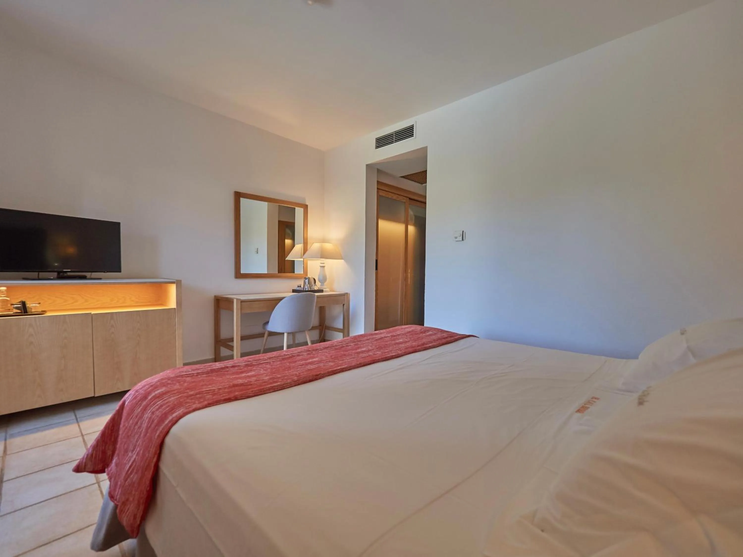 Bed in Hotel Ca'l Bisbe