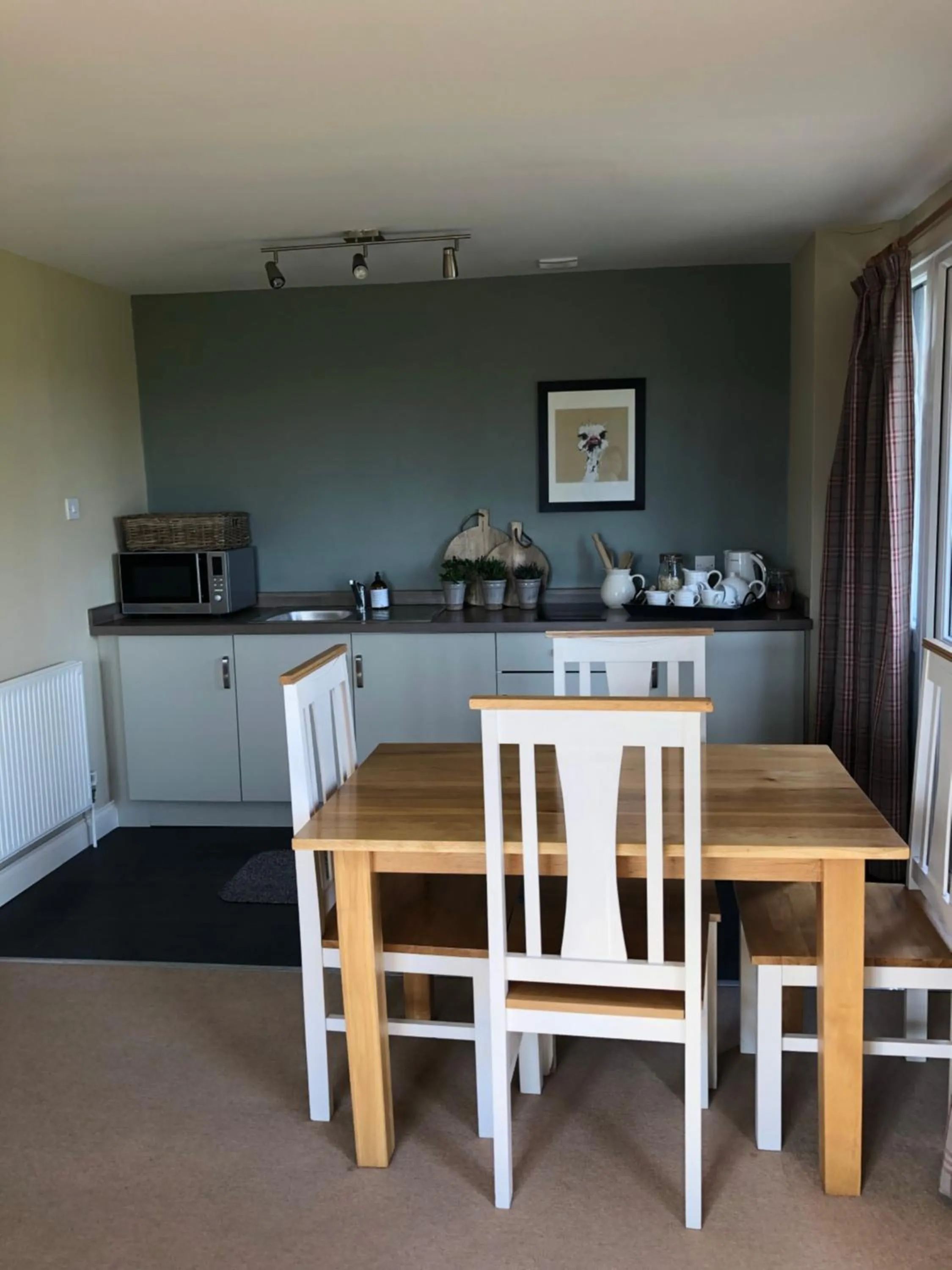 Dining area in Norbin Farm