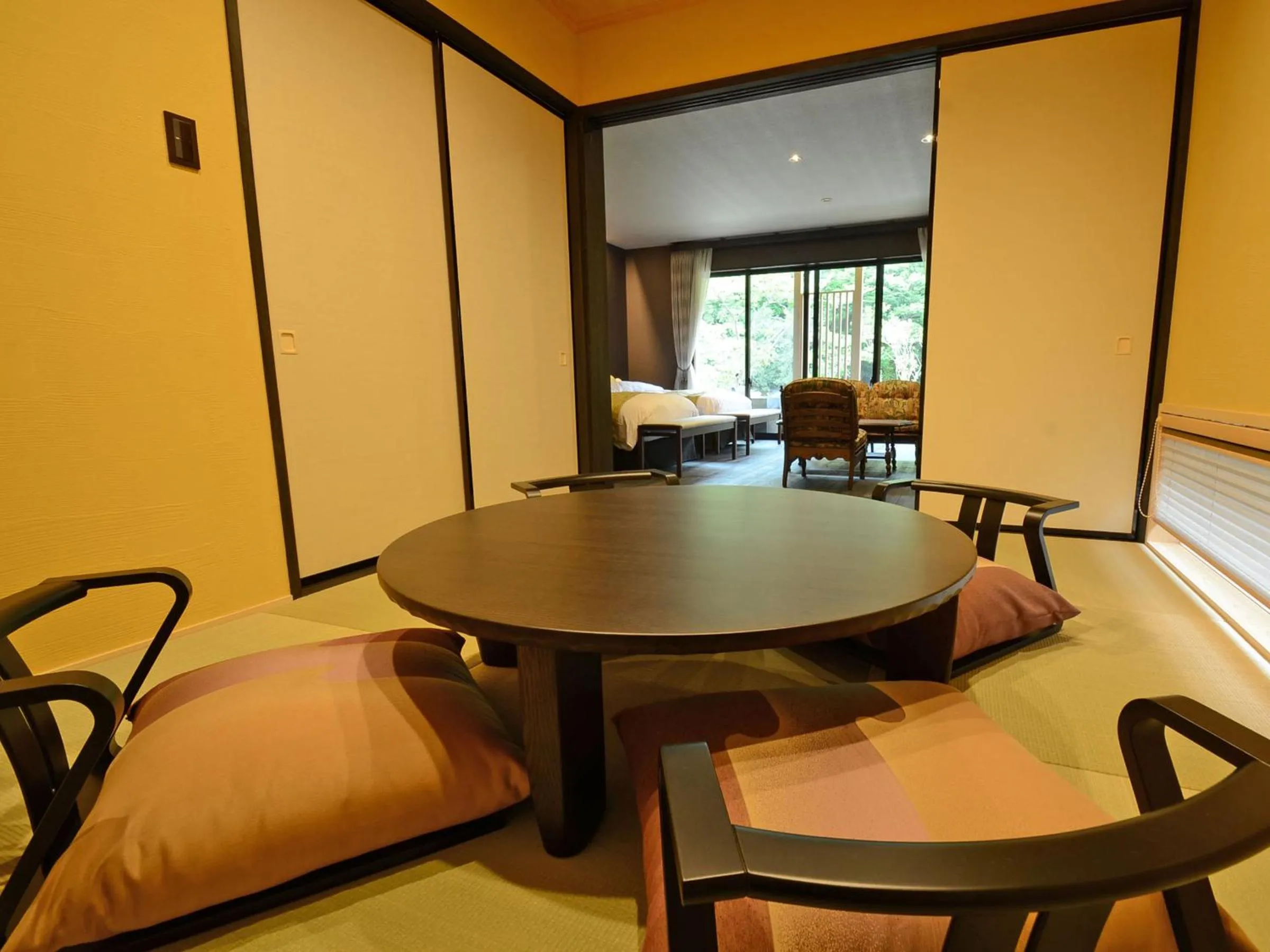 Photo of the whole room in Auberge Yusura