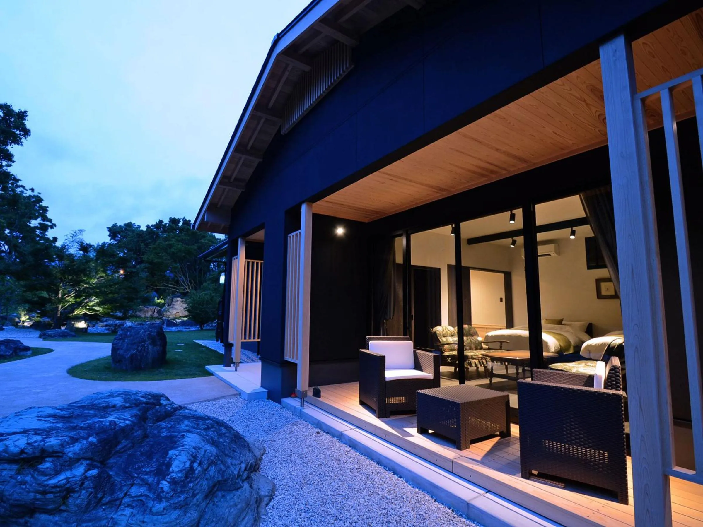 Photo of the whole room in Auberge Yusura