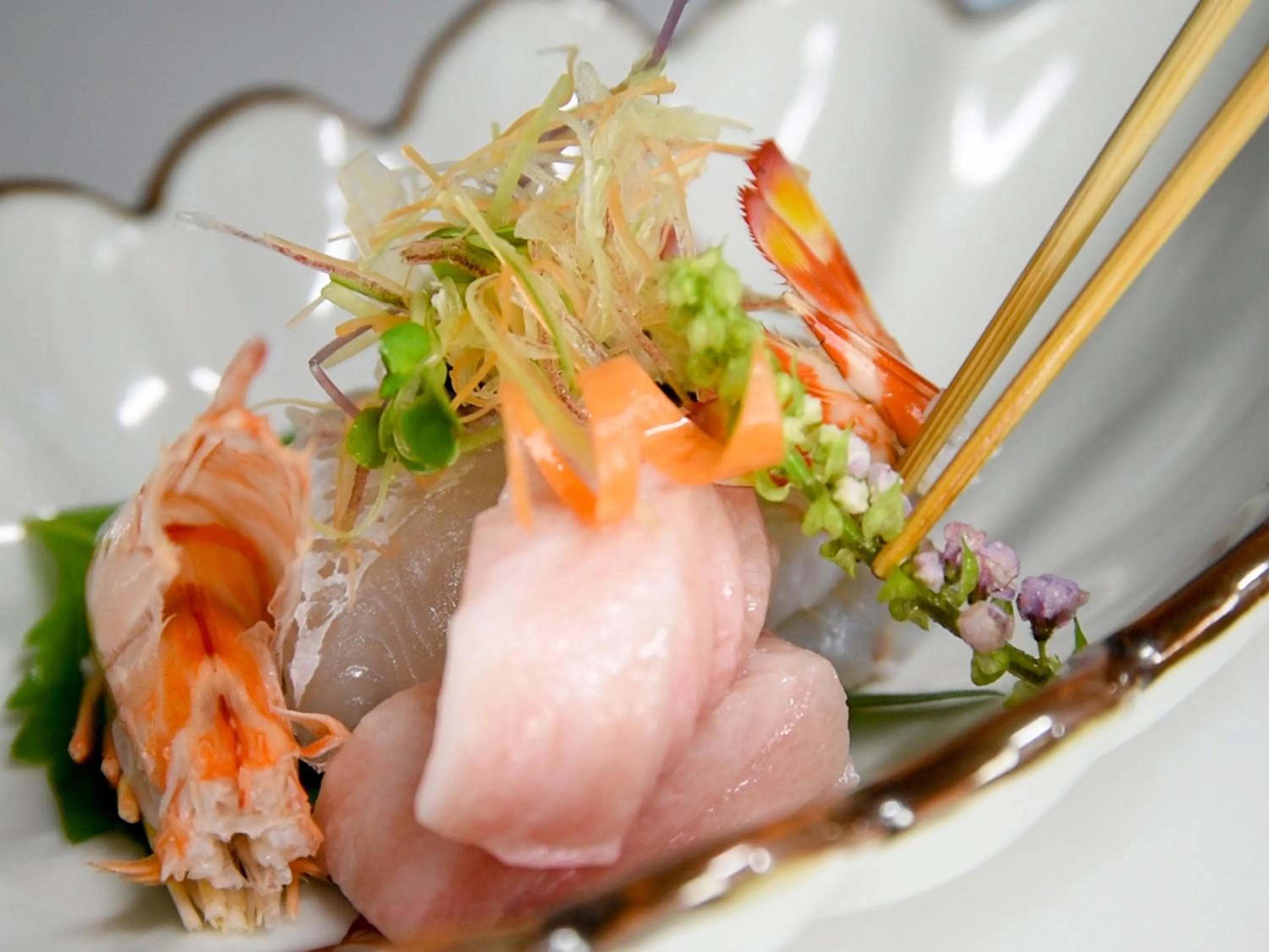 Food and drinks in Auberge Yusura