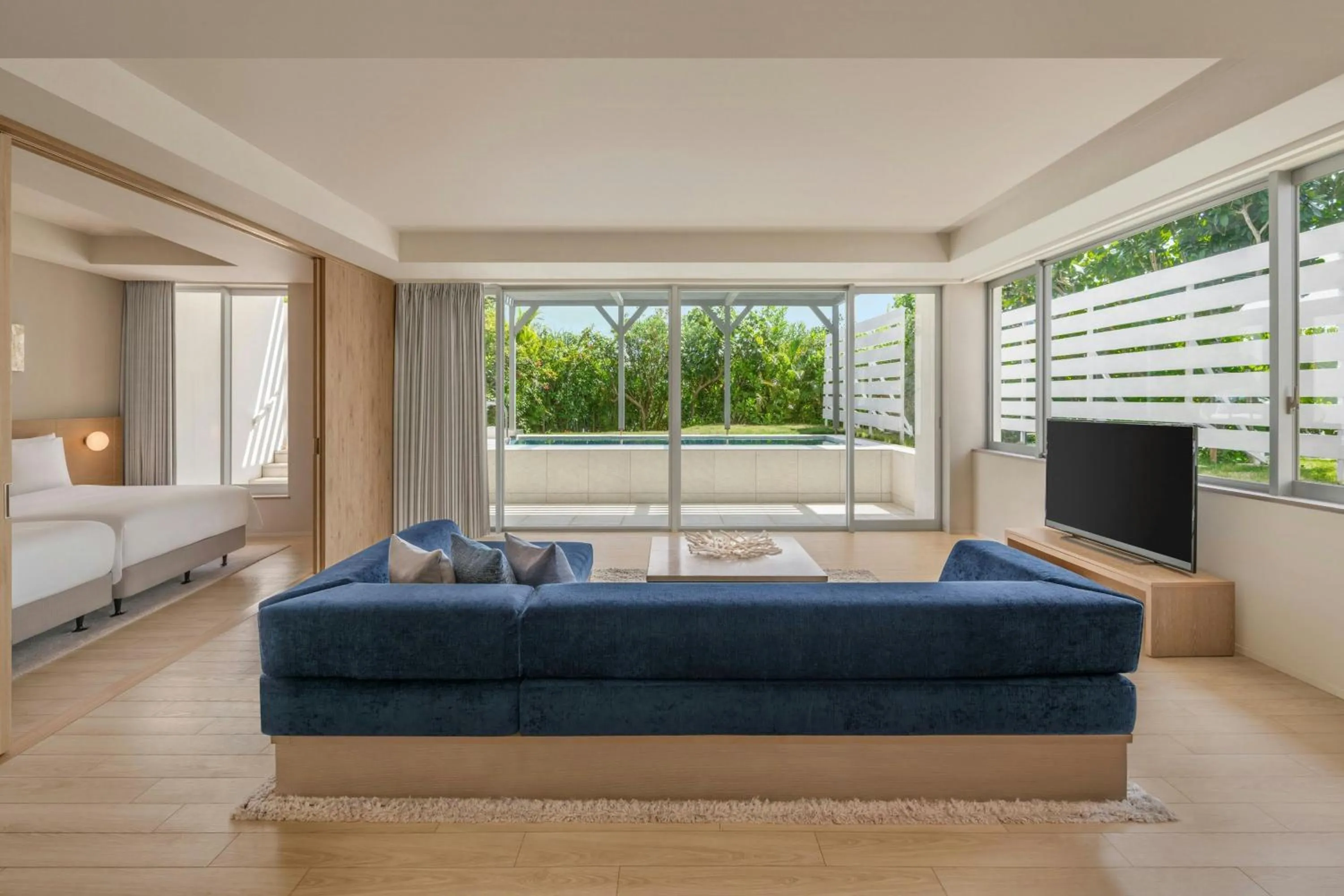 Living room in IRAPH SUI, a Luxury Collection Hotel, Miyako Okinawa