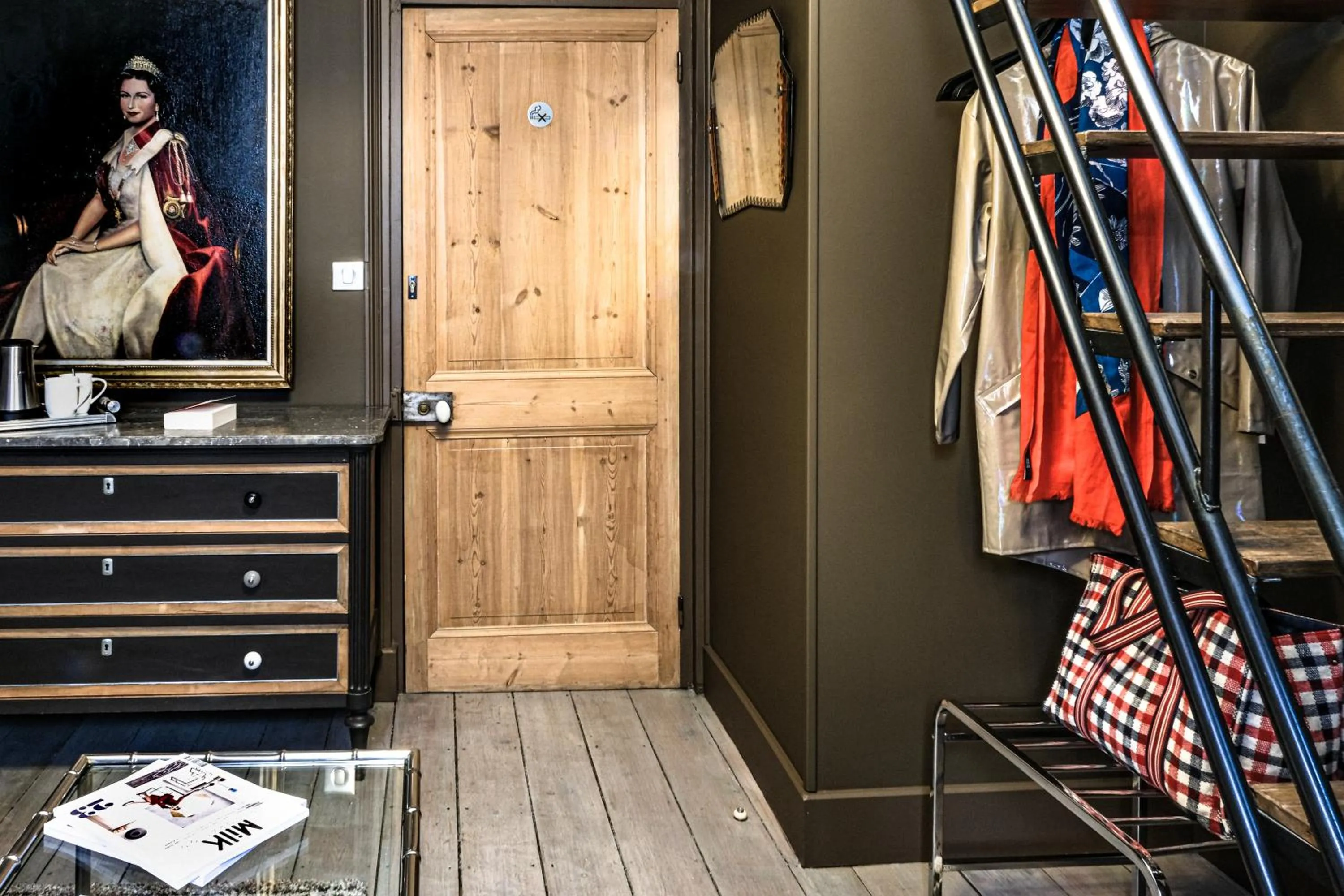 La Femme d'à Côté