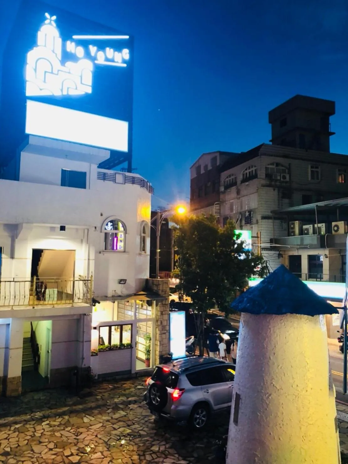 Property building in Youngs Hotspring Hotel