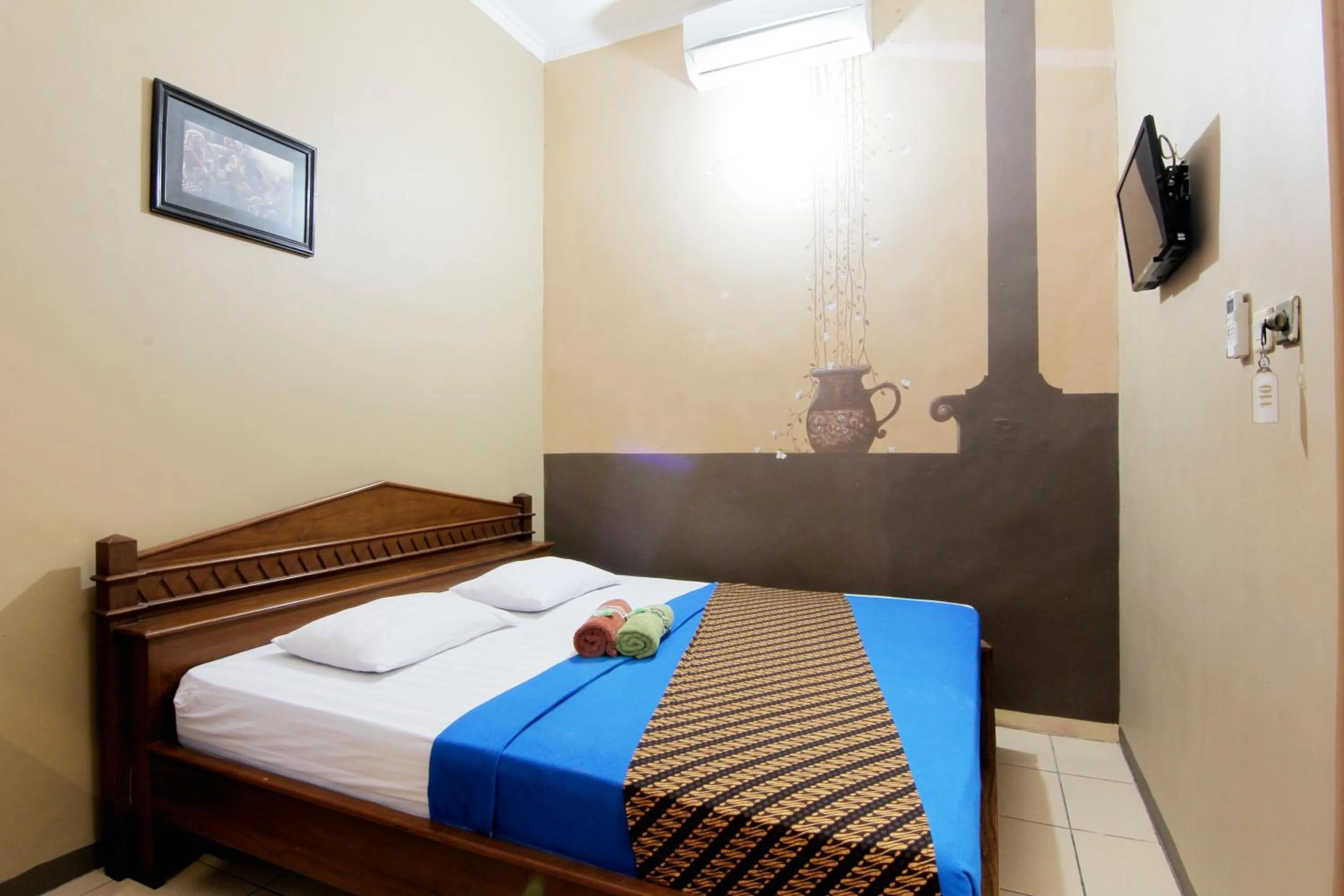 Bedroom, Bed in Monica Hotel Yogyakarta