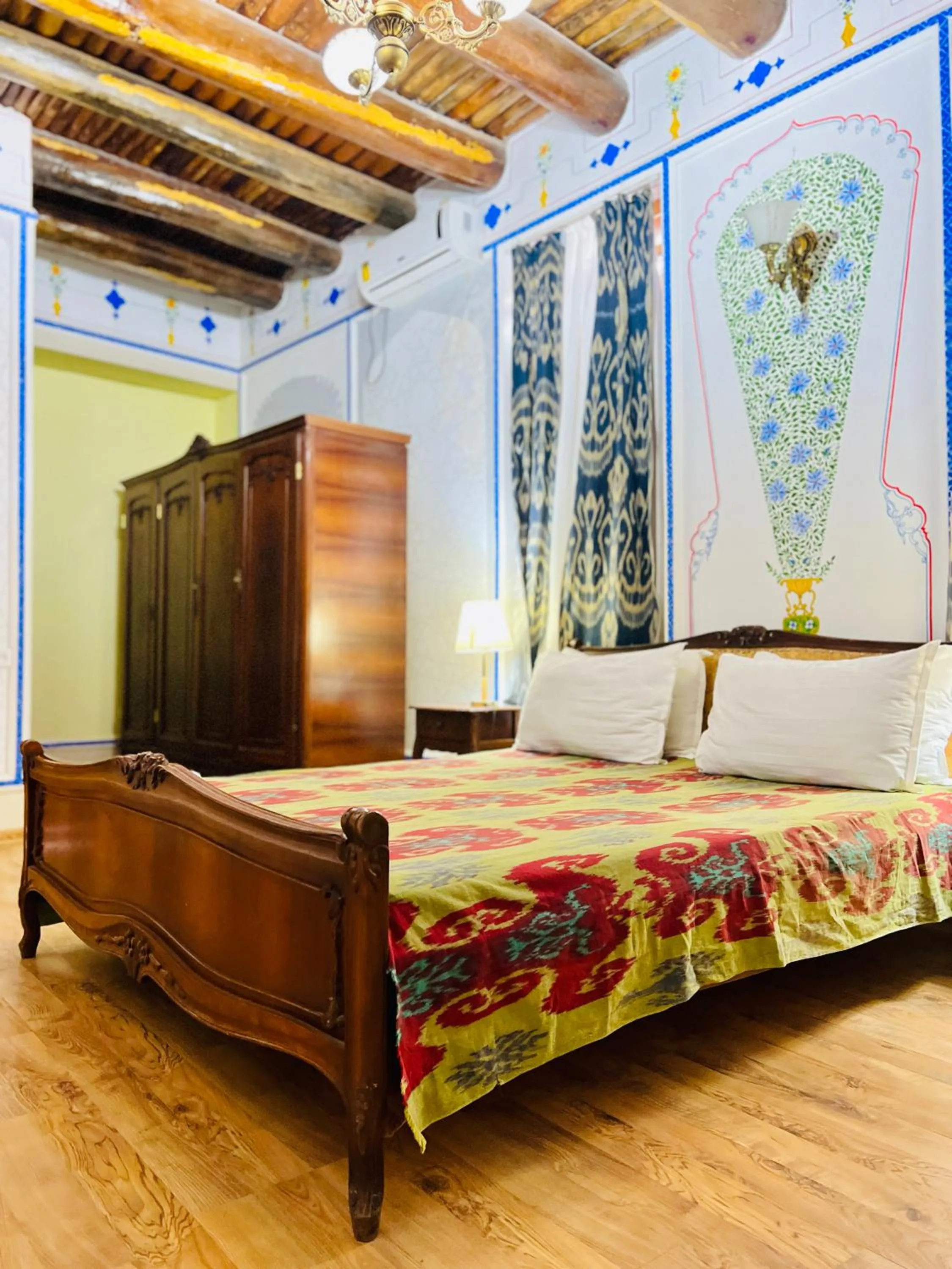 Bed in Komil Bukhara Boutique Hotel