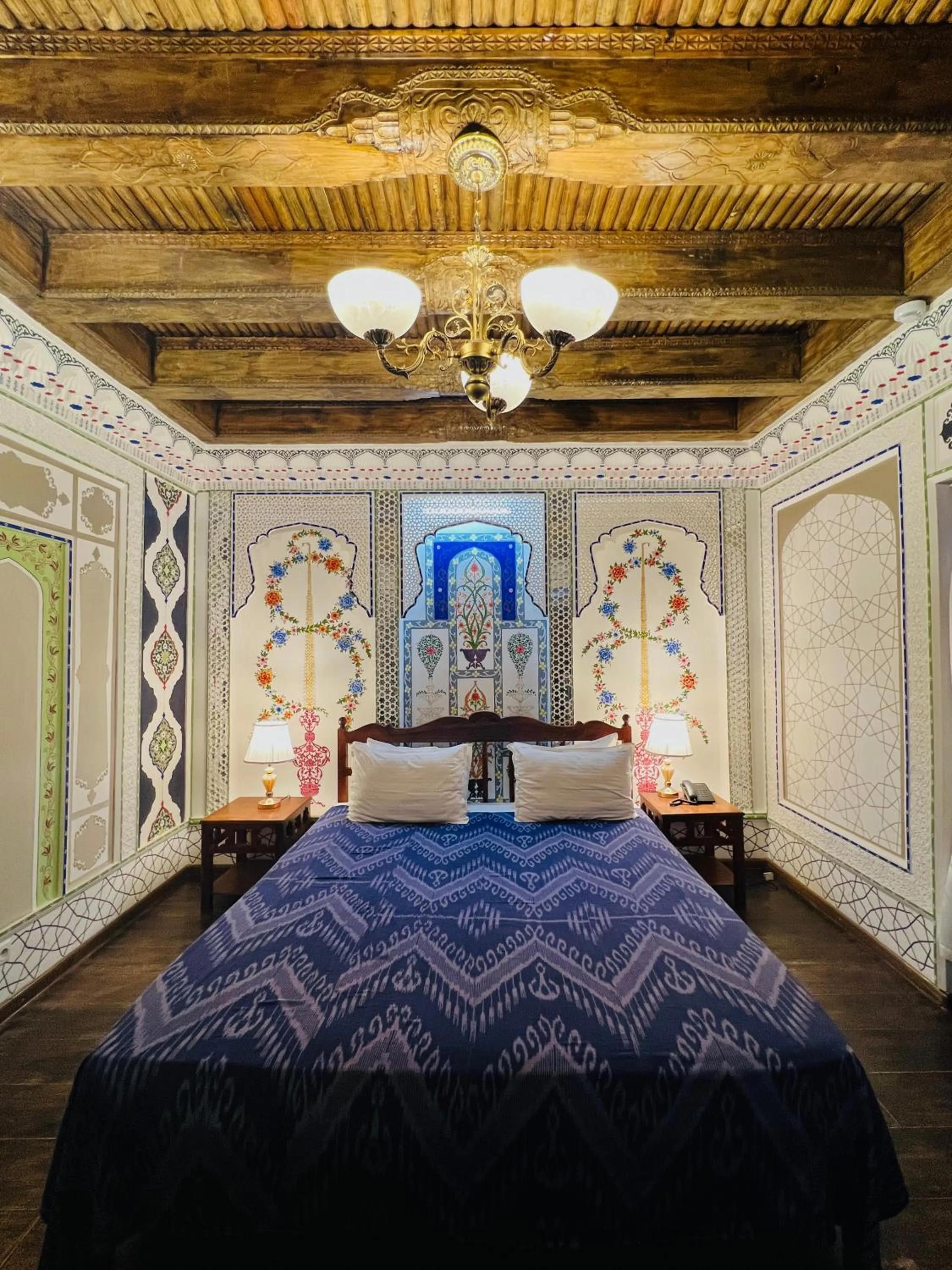 Bed in Komil Bukhara Boutique Hotel