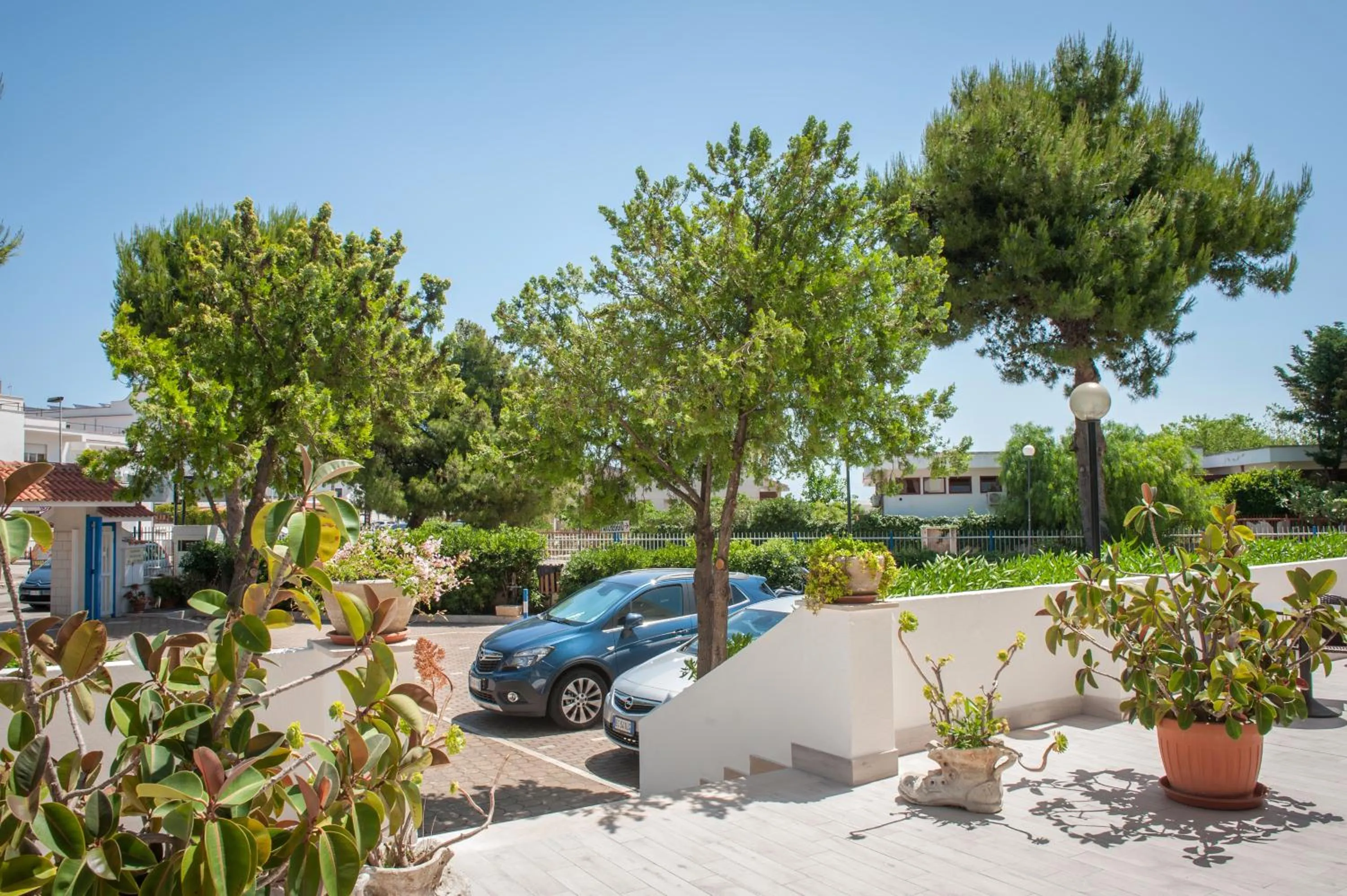 Facade/entrance in Hotel Cristalda