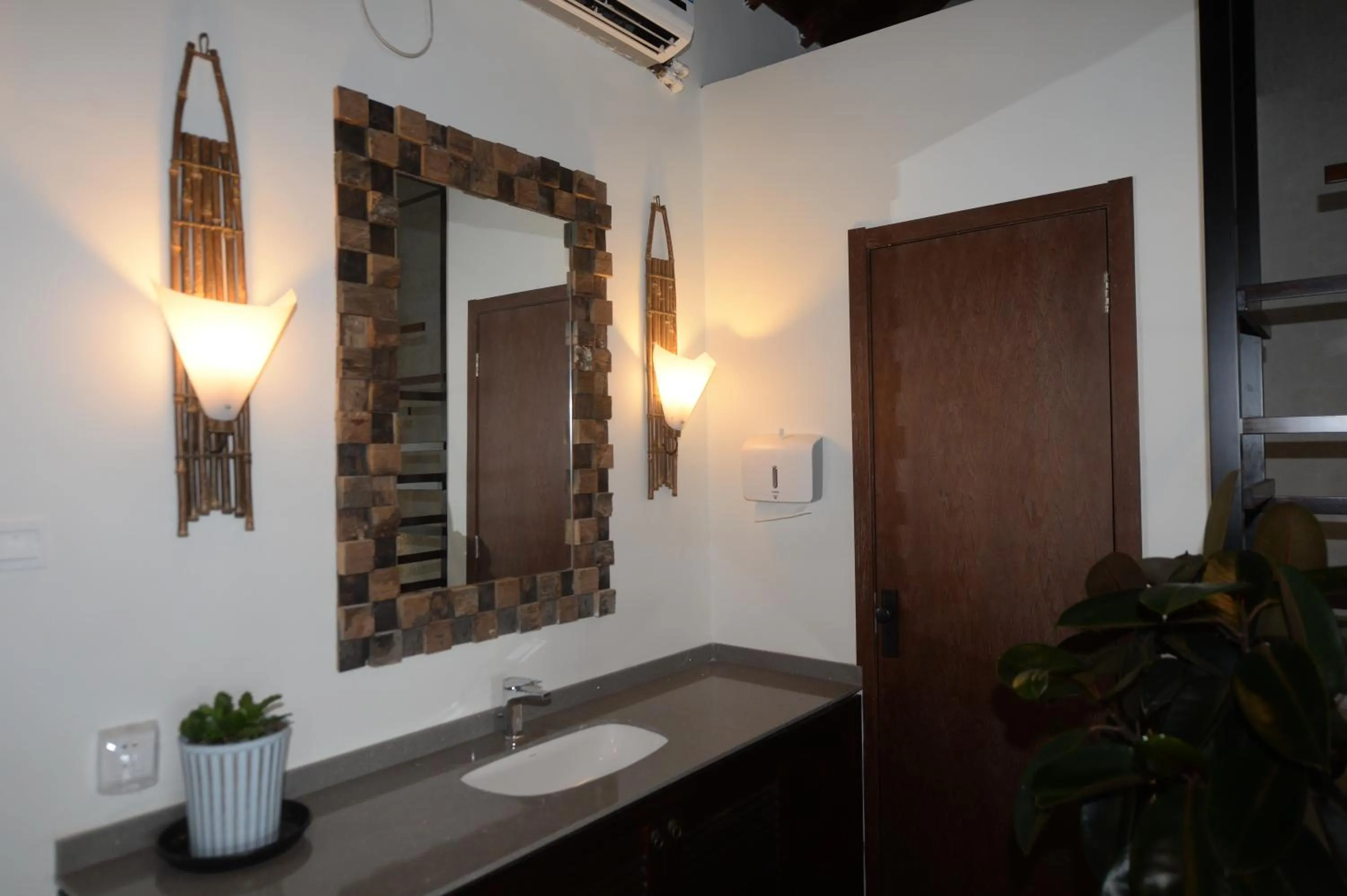 Toilet in Vangen Hotel