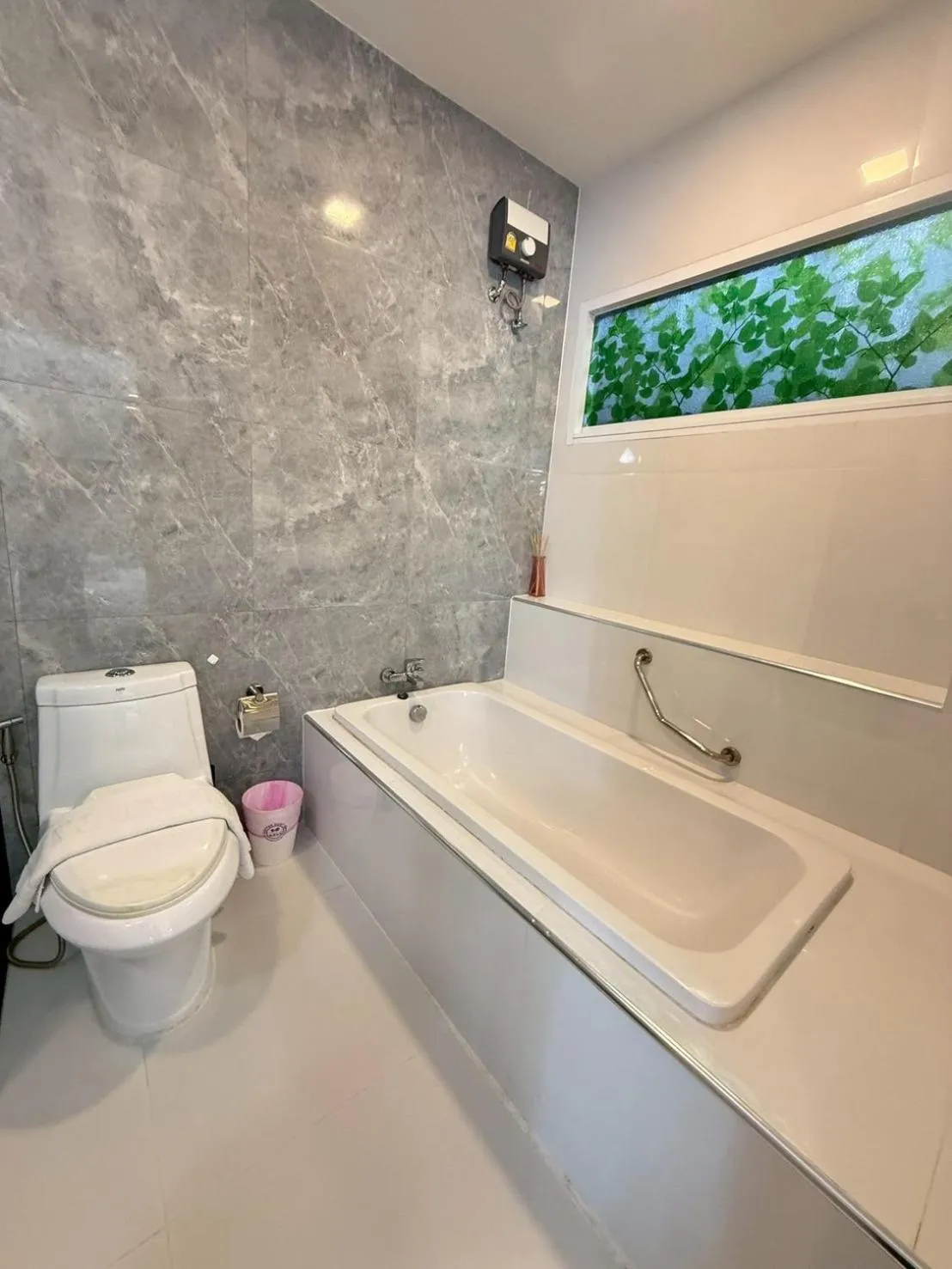 Hot Tub in La Riva Boutique Hotel