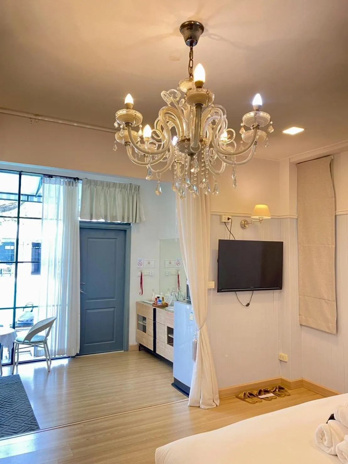 Bed in La Riva Boutique Hotel