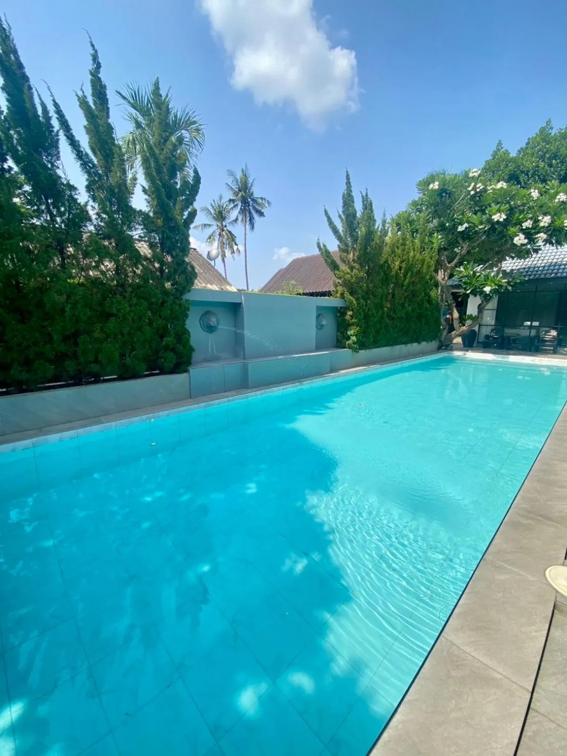 Swimming pool in La Riva Boutique Hotel