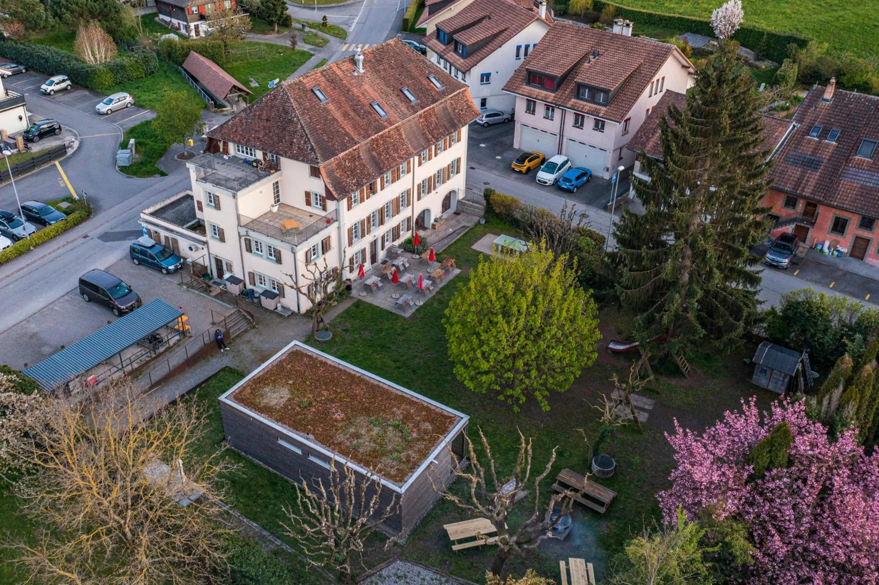 Facade/entrance in Avenches Youth Hostel