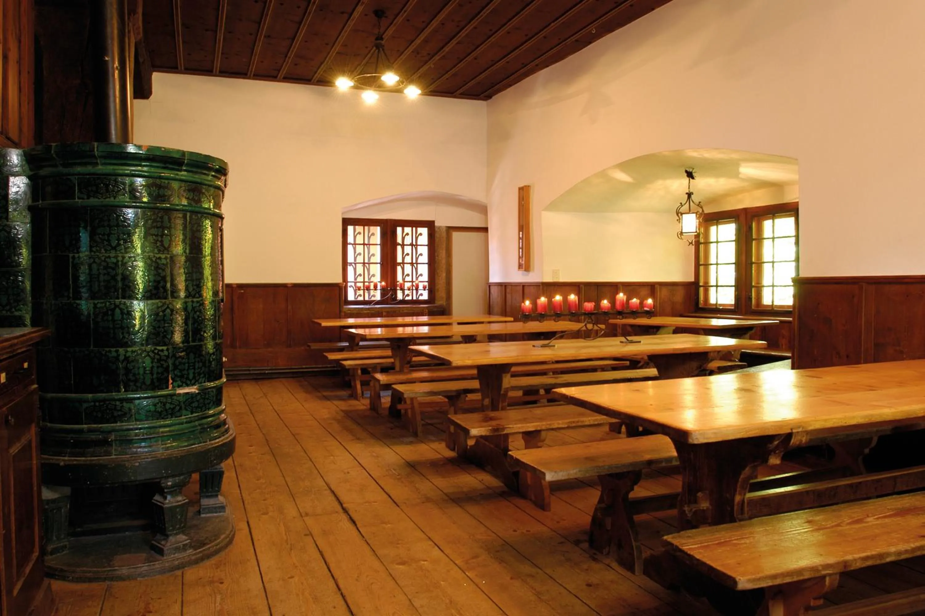 Restaurant/places to eat in Mariastein-Rotberg Youth Hostel