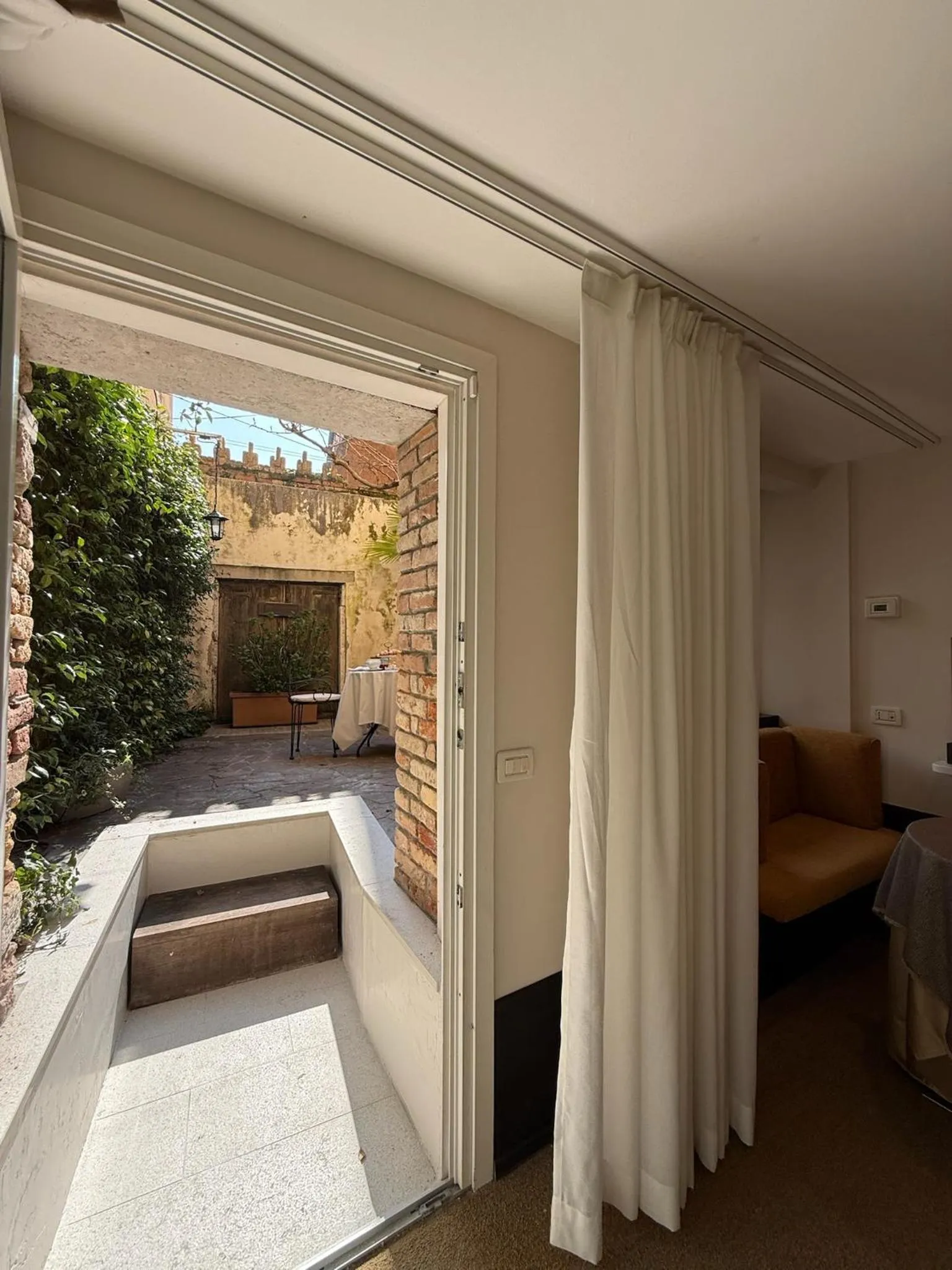 Garden, Bed in Avogaria 5 Rooms