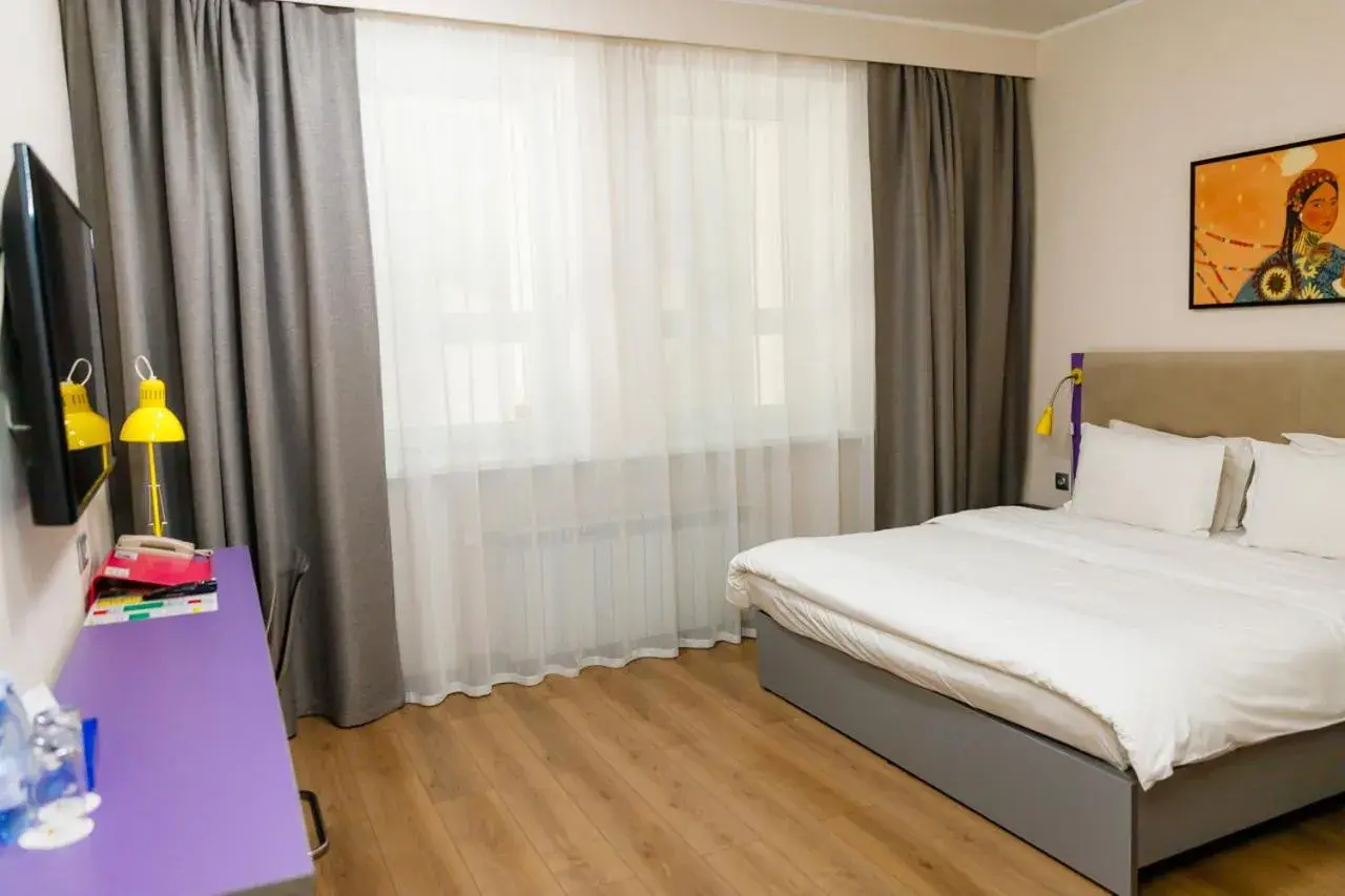 Deluxe Double Room - single occupancy in City Hotel Shymkent Deluxe Double Room - single occupancy in City Hotel Shymkent