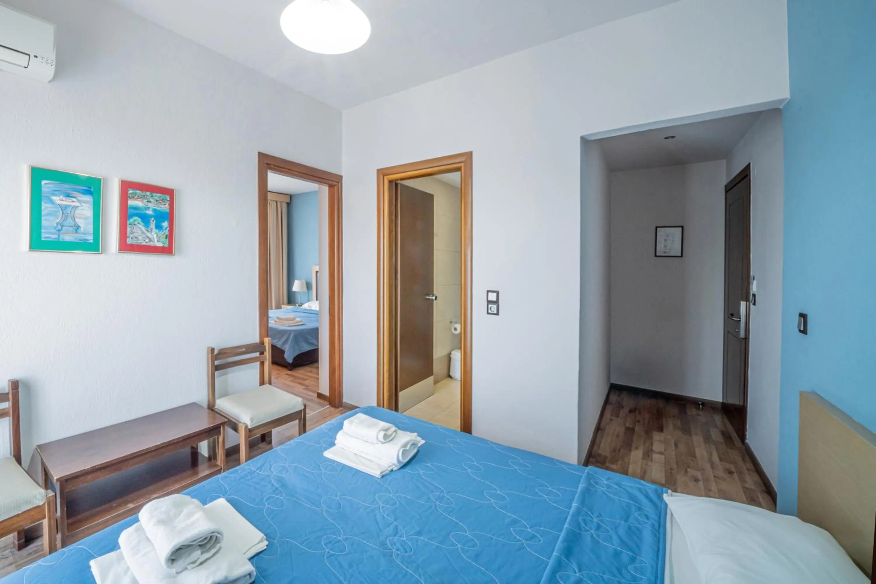 Bed in Hotel Olympion