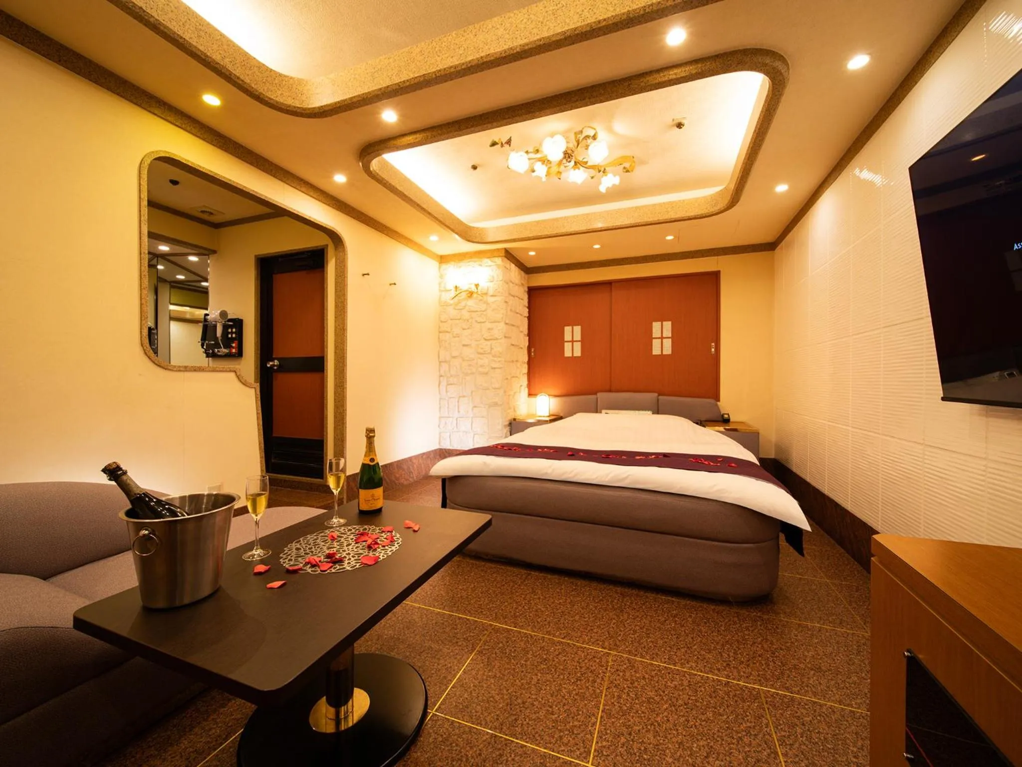 Photo of the whole room, Bed in Hotel Metro (Adult Only)