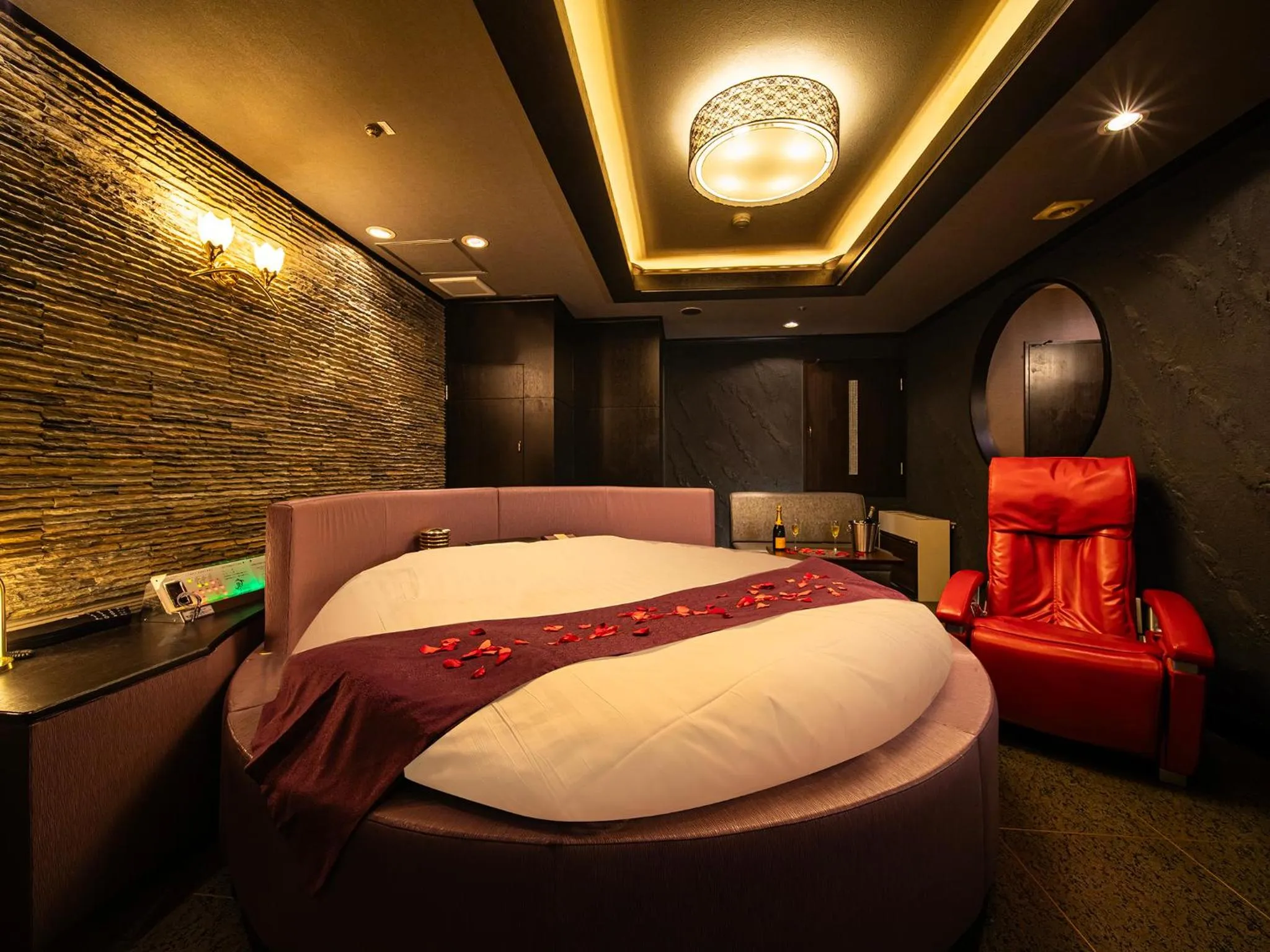 Photo of the whole room, Bed in Hotel Metro (Adult Only)