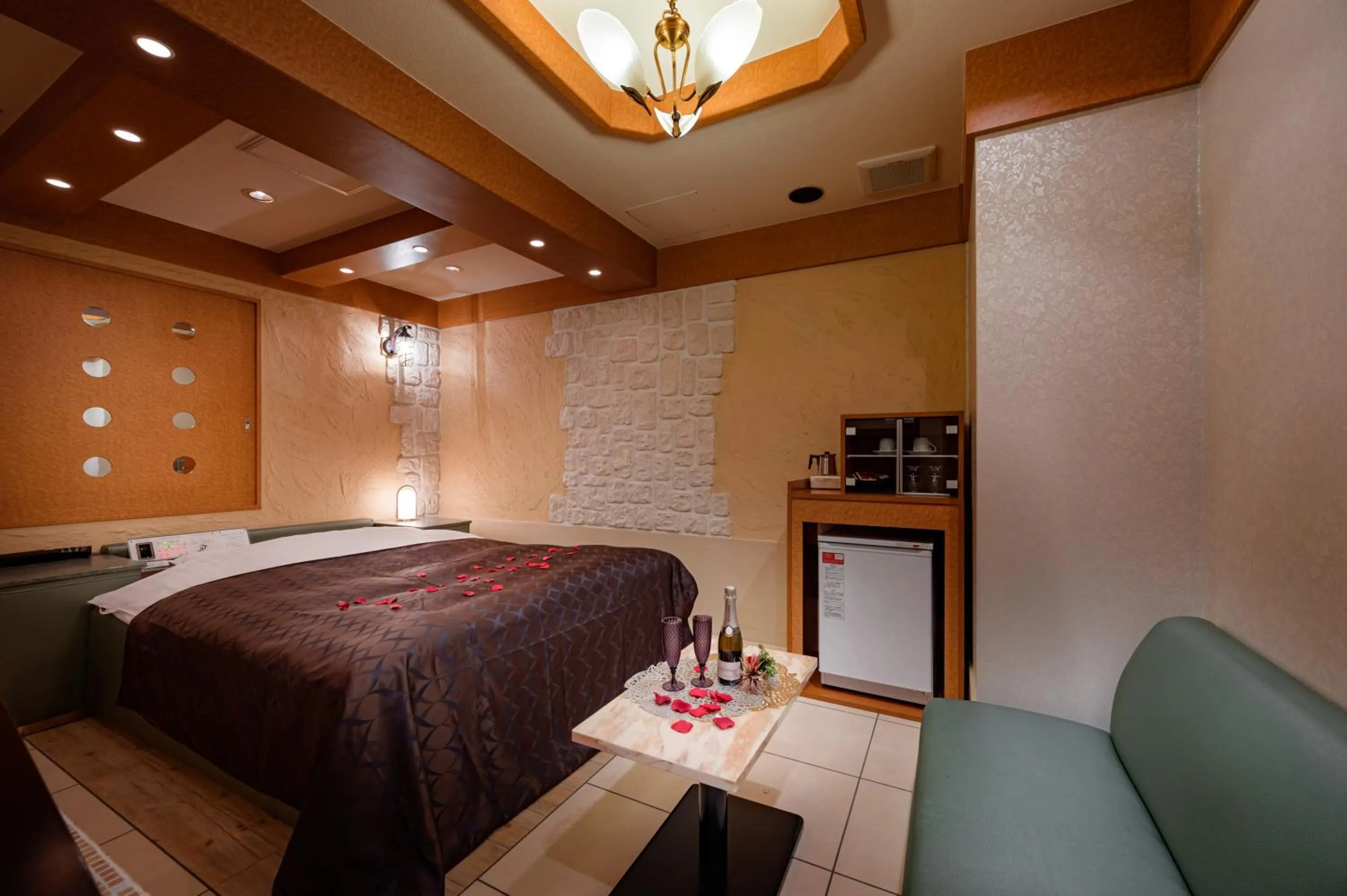 Bed in Hotel Metro (Adult Only)