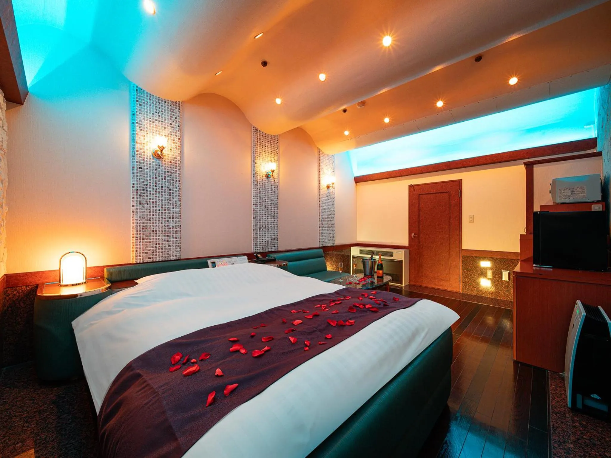 Photo of the whole room, Bed in Hotel Metro (Adult Only)