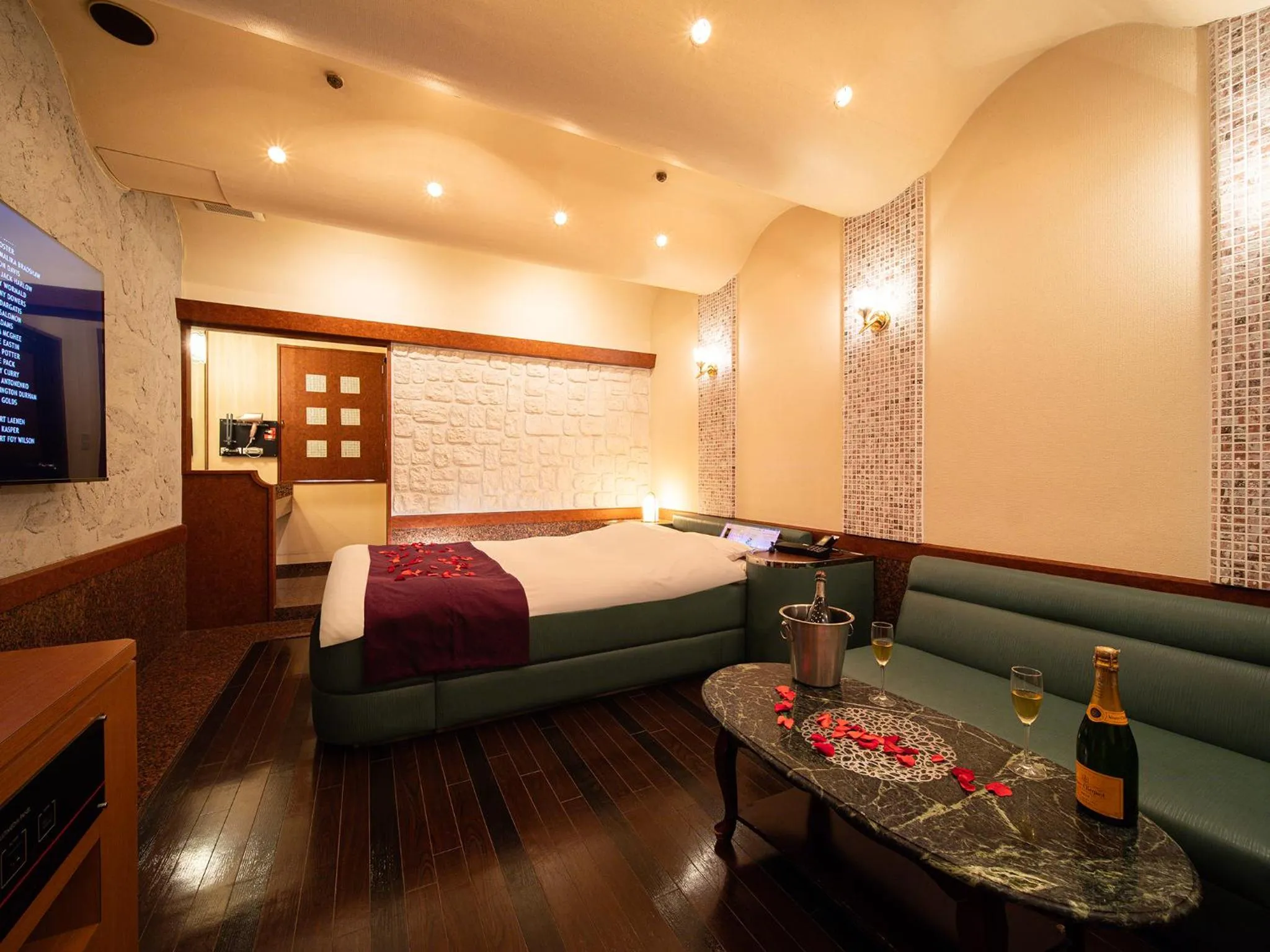 Photo of the whole room, Bed in Hotel Metro (Adult Only)