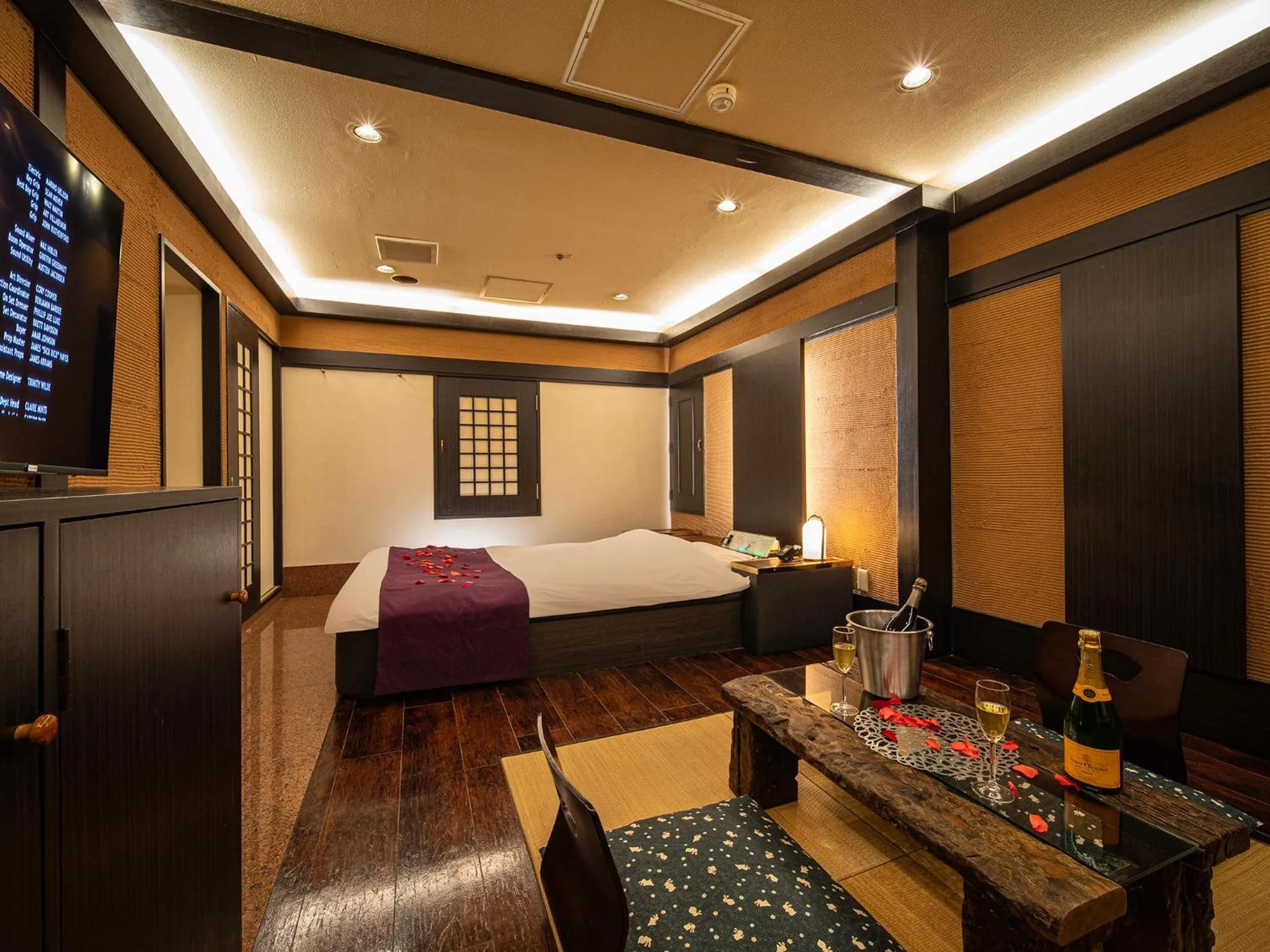 Photo of the whole room, Bed in Hotel Metro (Adult Only)