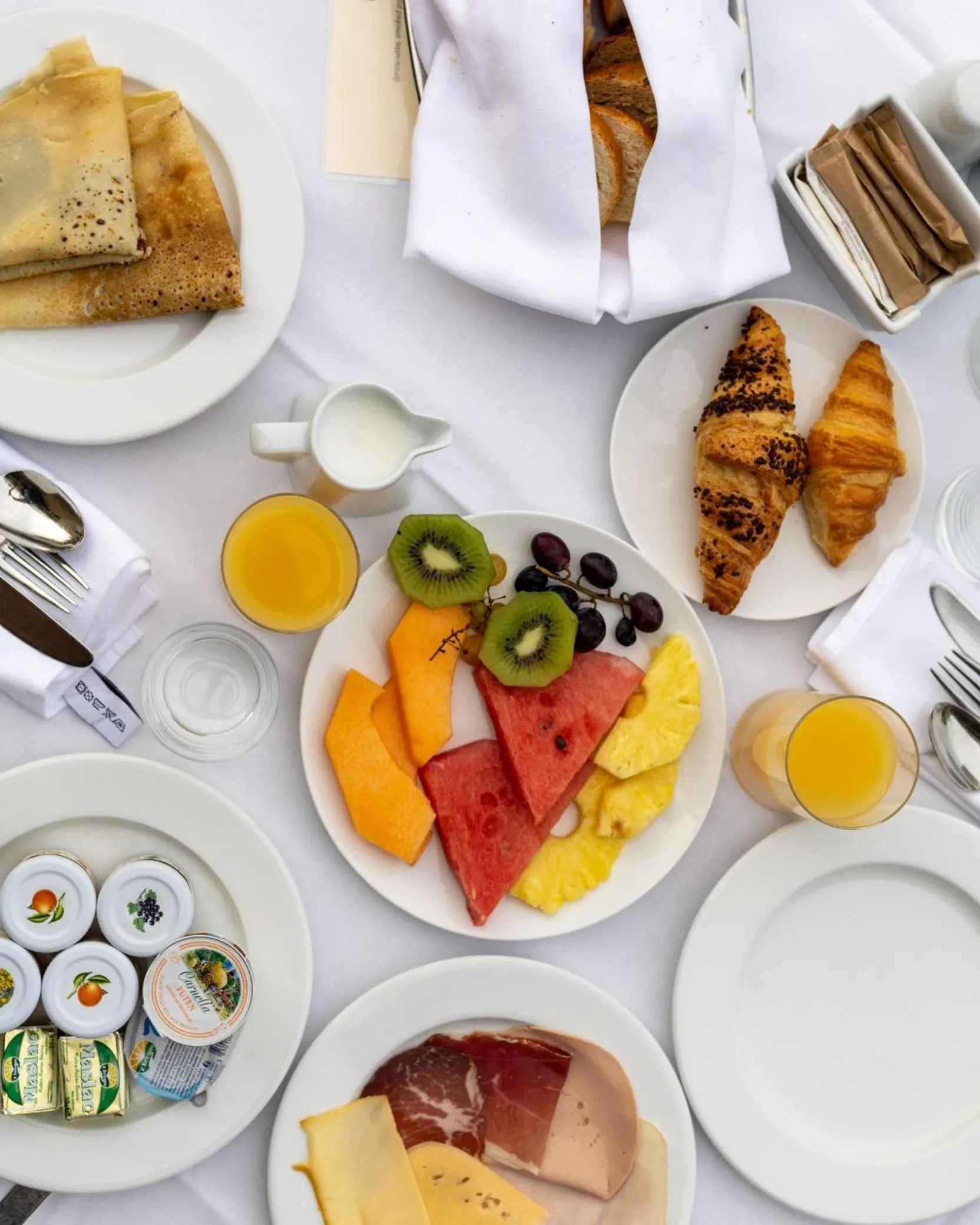 Breakfast in Villa Malo More