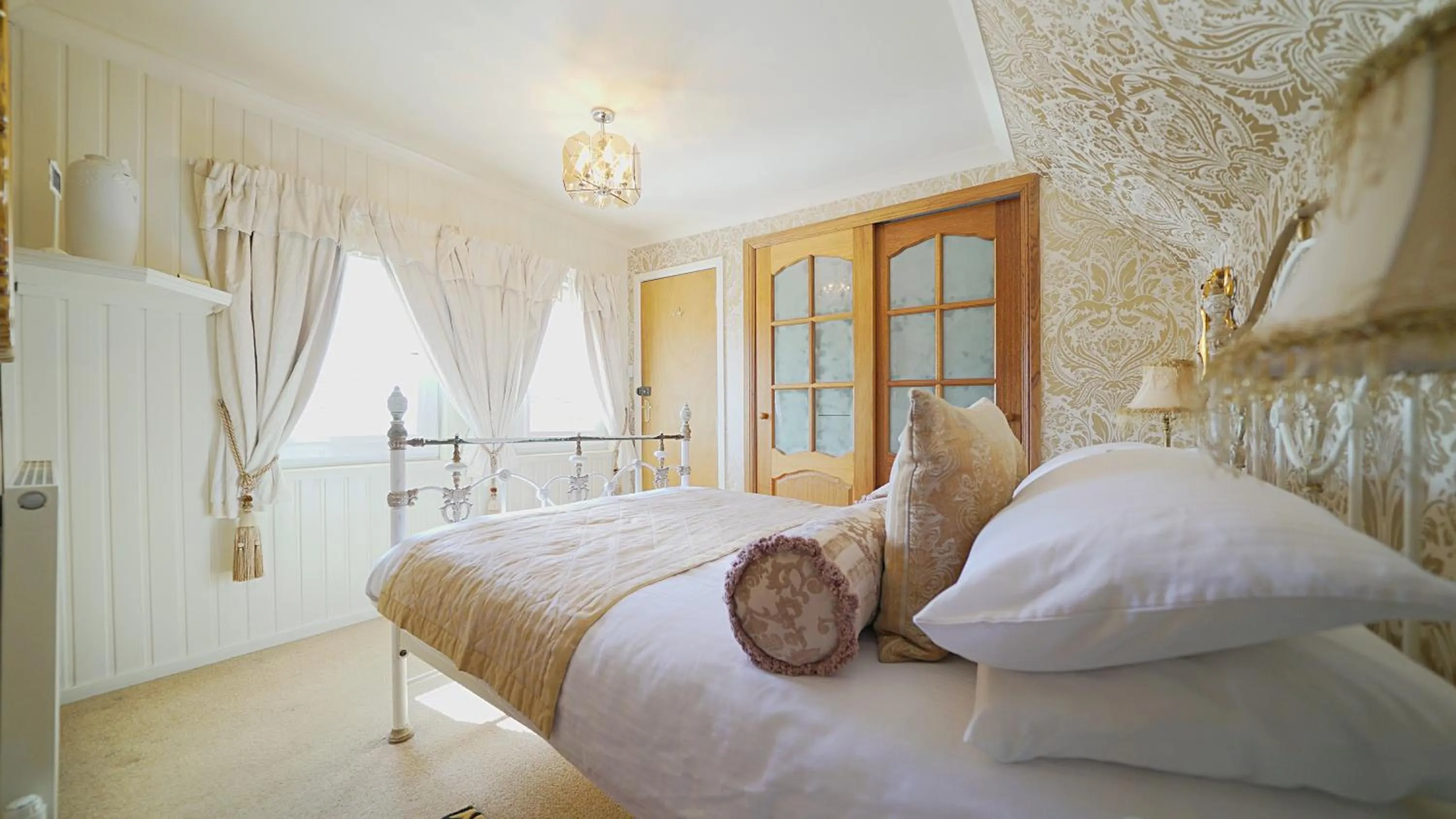 Bed in The Old Tramhouse Self Catering Apartments