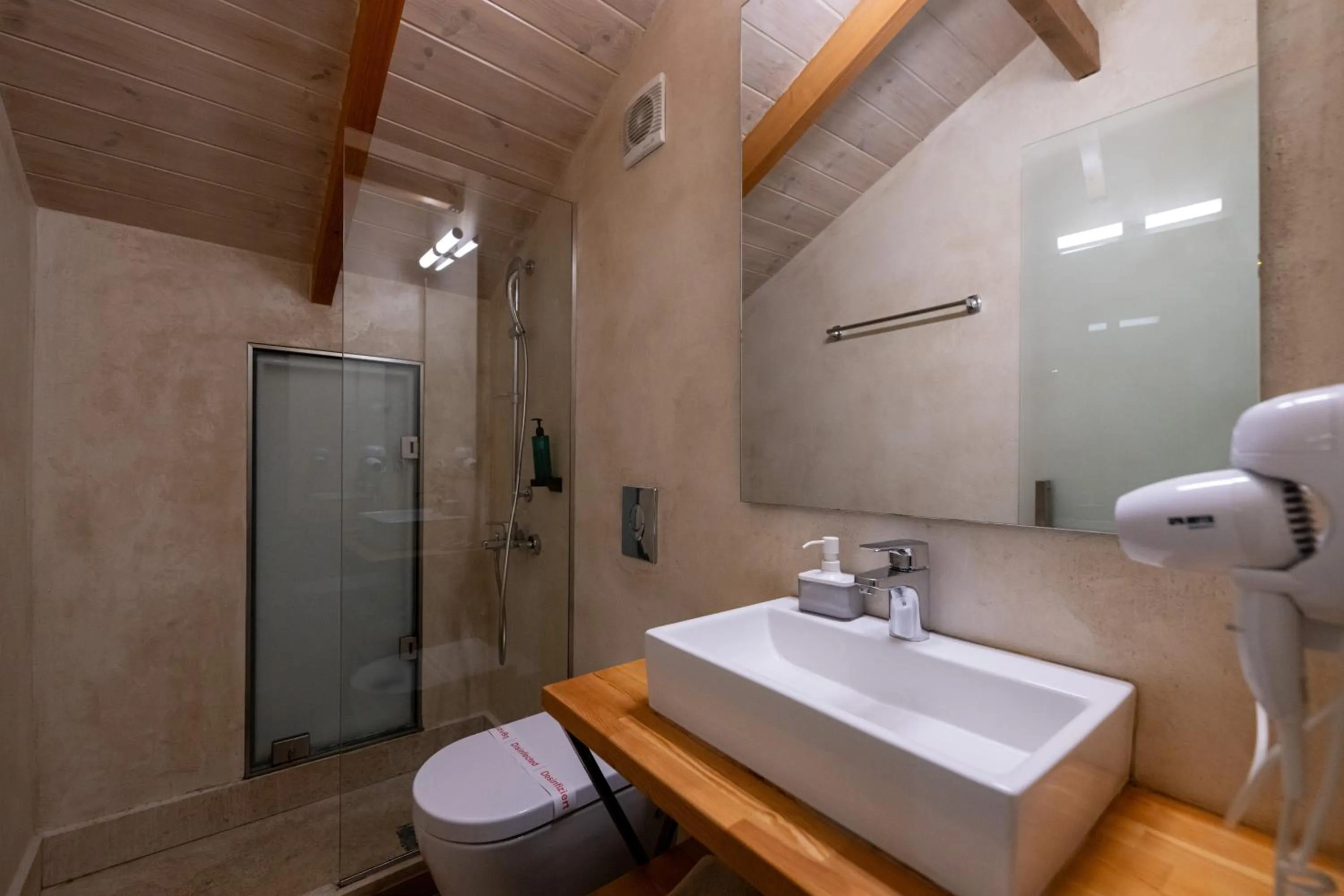 Shower in Panellinion Luxury Rooms