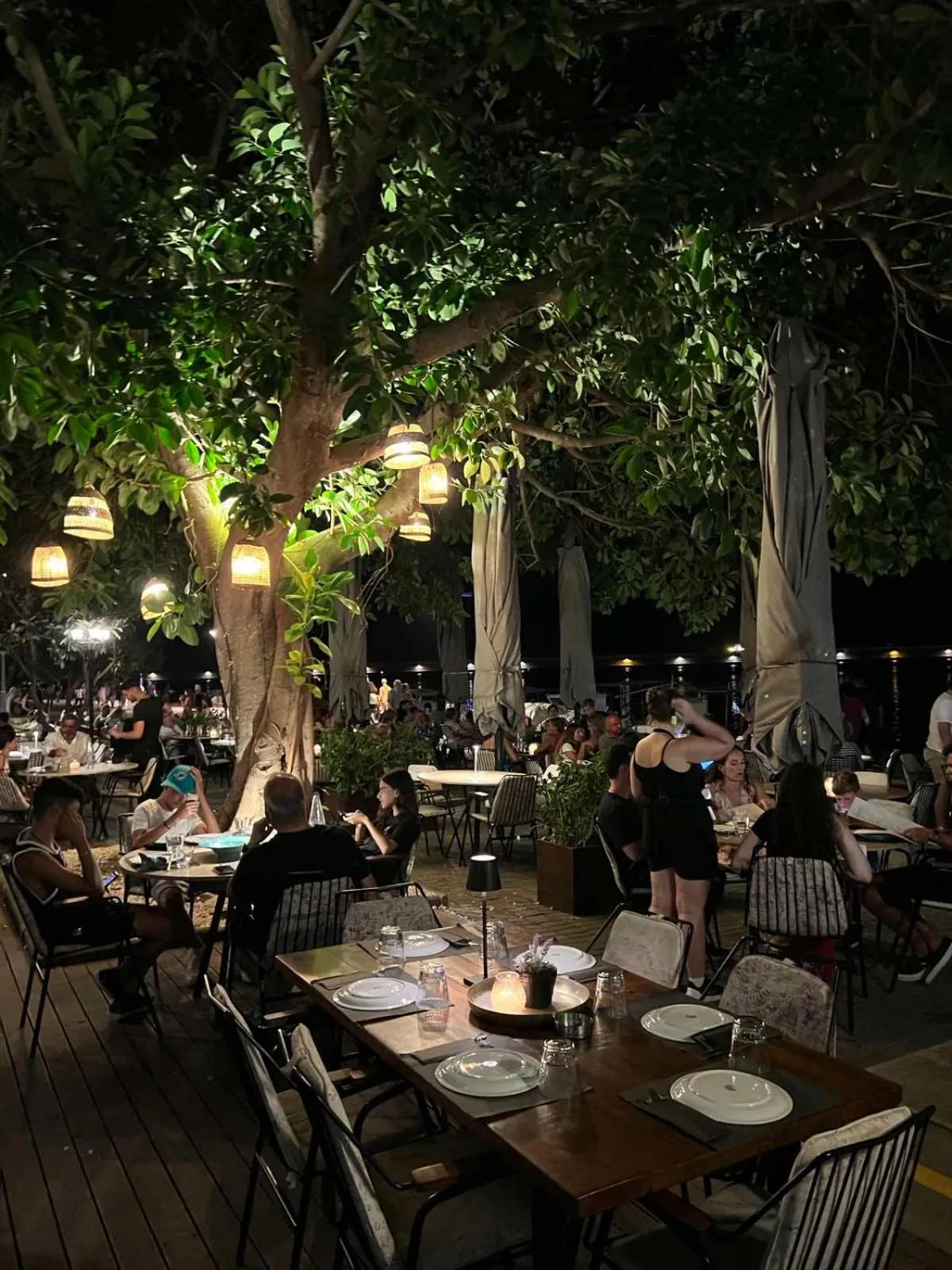 Restaurant/places to eat in Panellinion Luxury Rooms