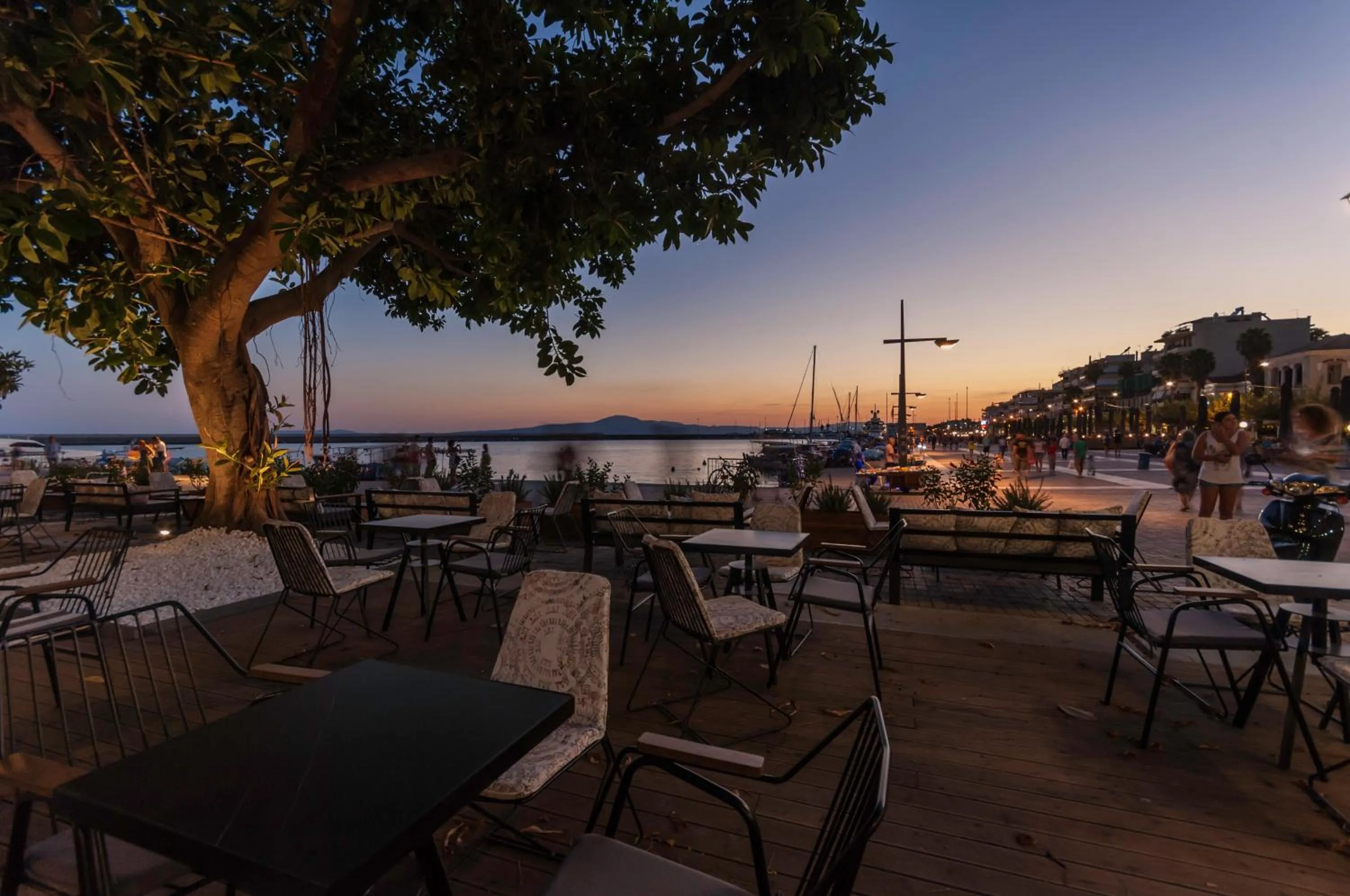 Restaurant/places to eat in Panellinion Luxury Rooms