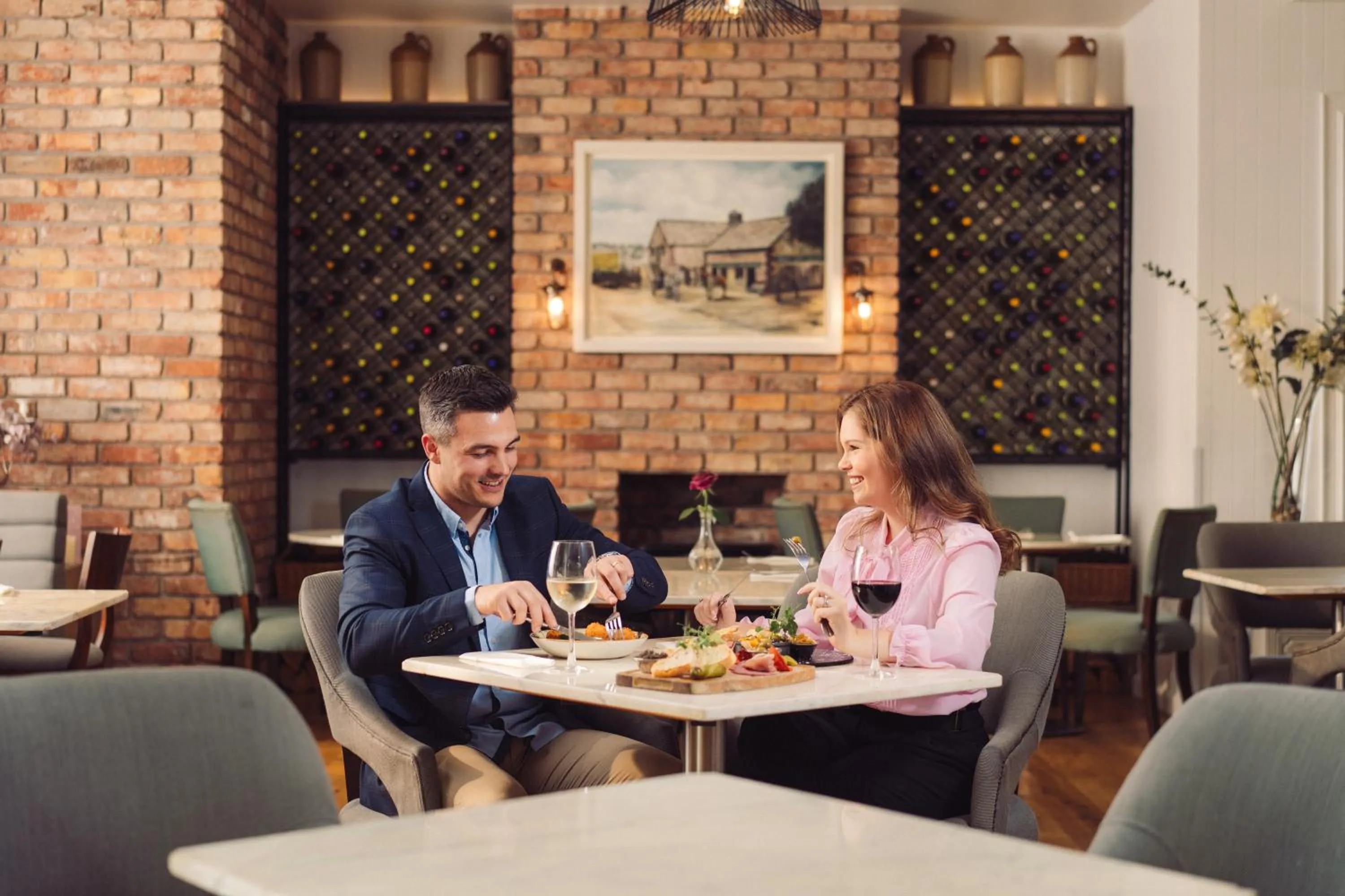 Ivanhoe Inn and Hotel