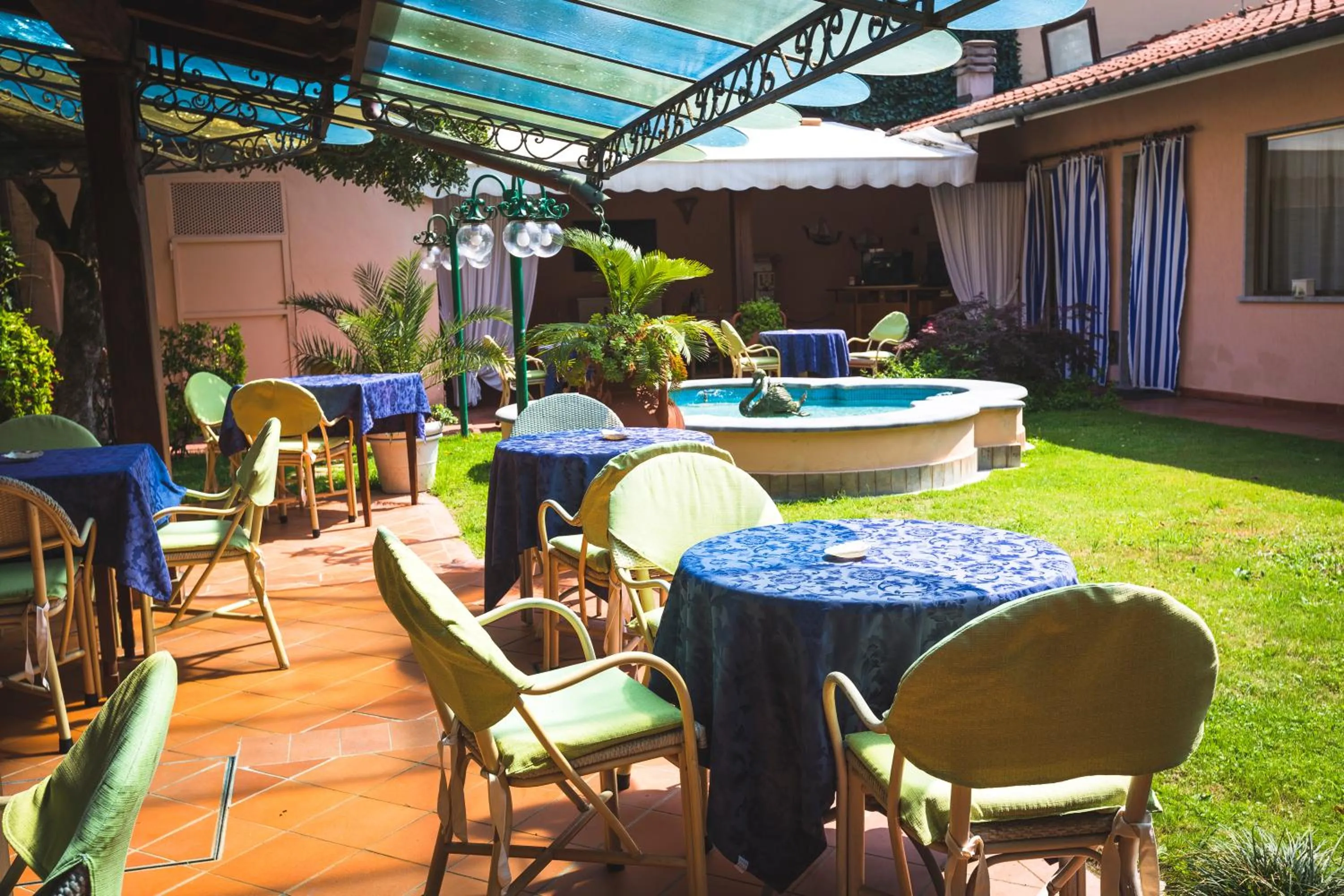 Patio in Hotel Sonia