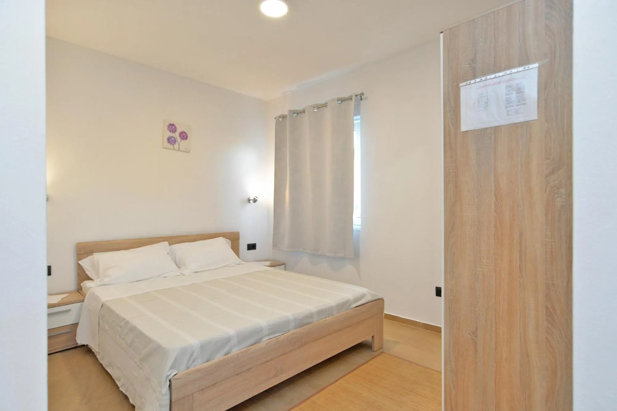 Bed in Apartments Elizabeta 1701