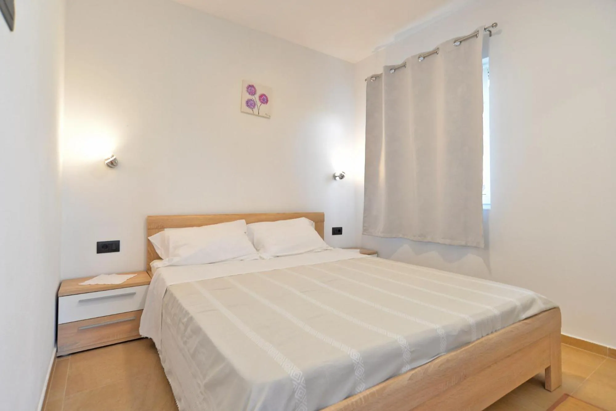 Bed in Apartments Elizabeta 1701