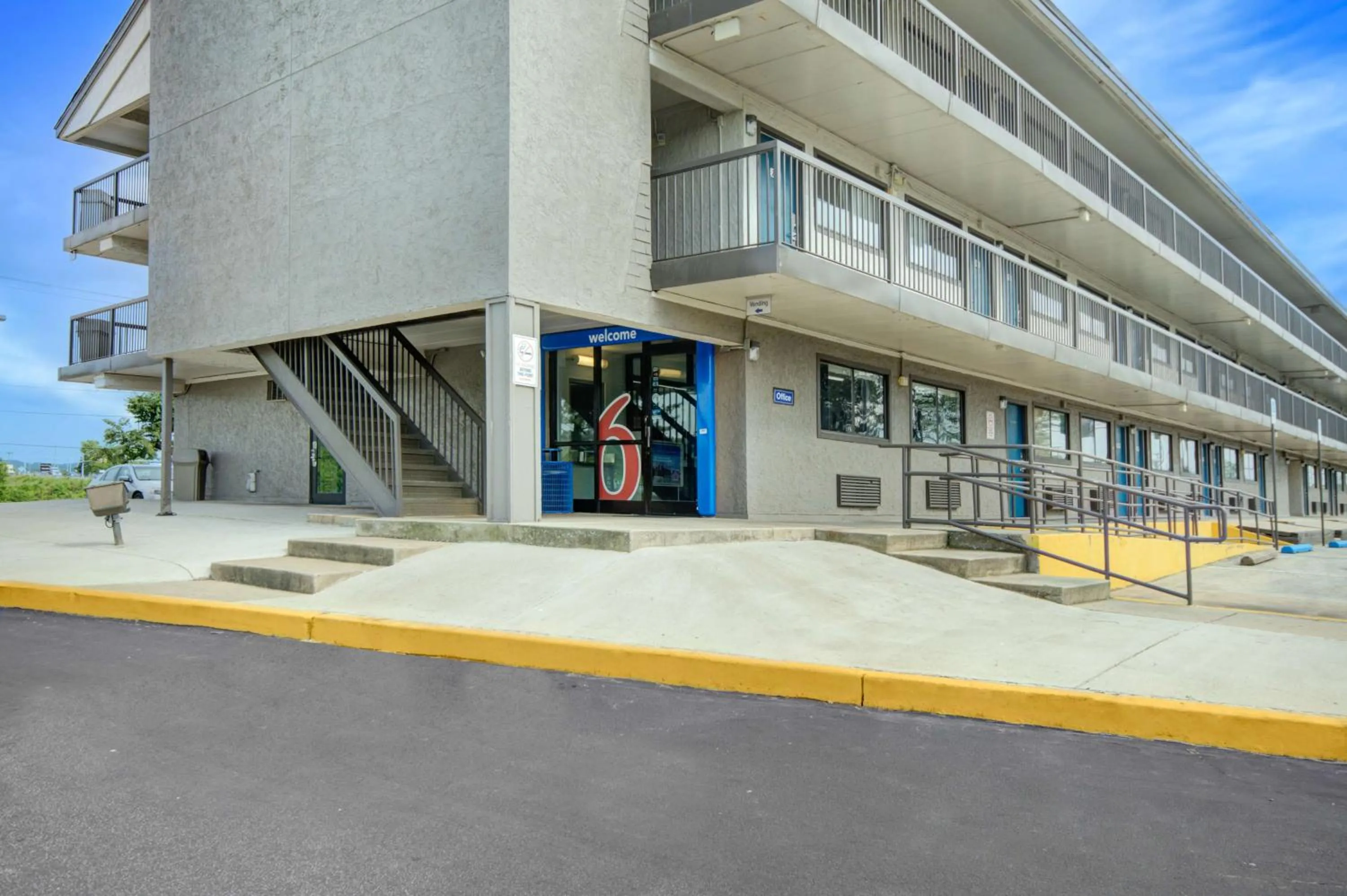 Property building in Motel 6-York, PA