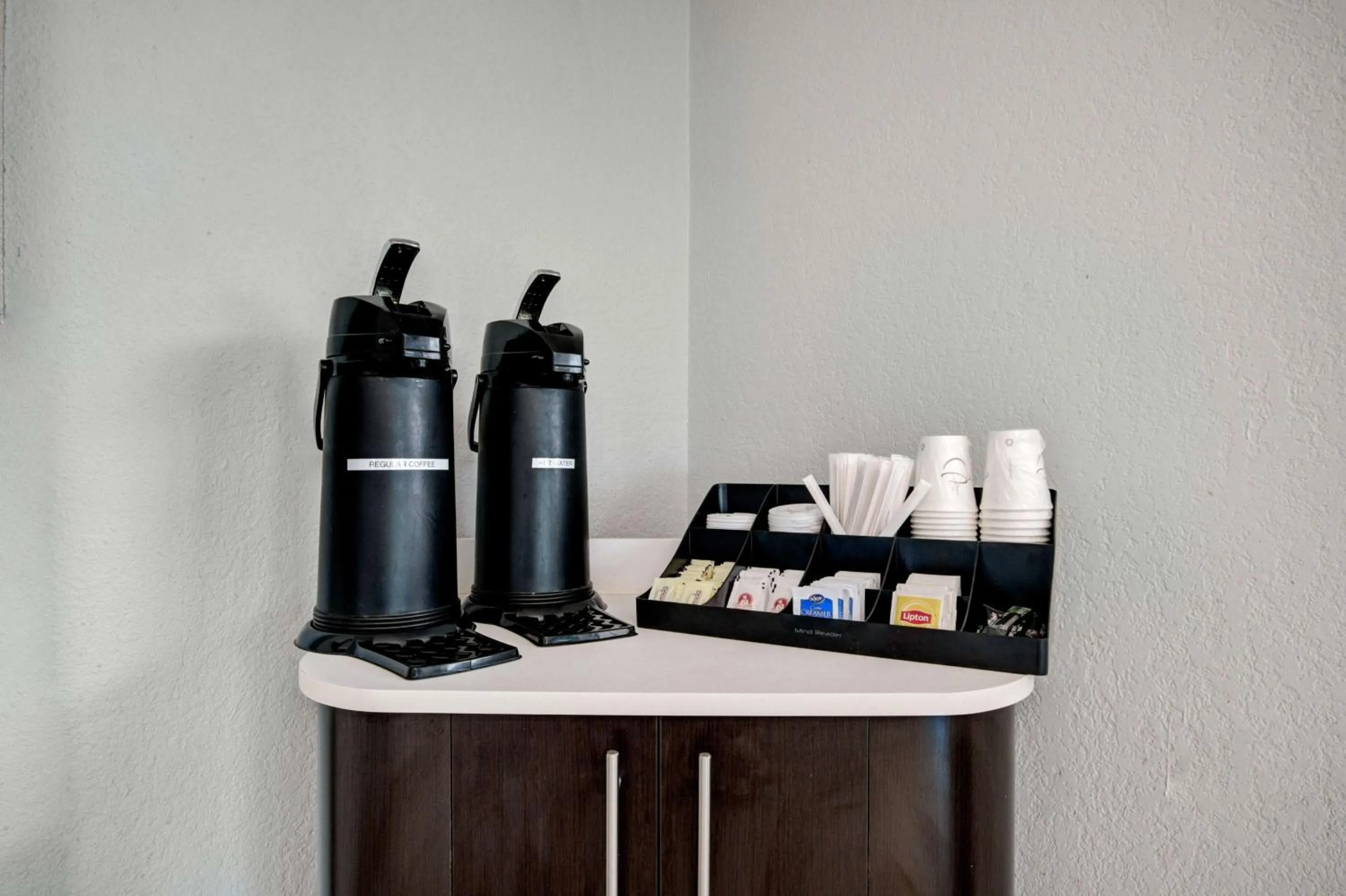 Restaurant/places to eat in Motel 6-York, PA