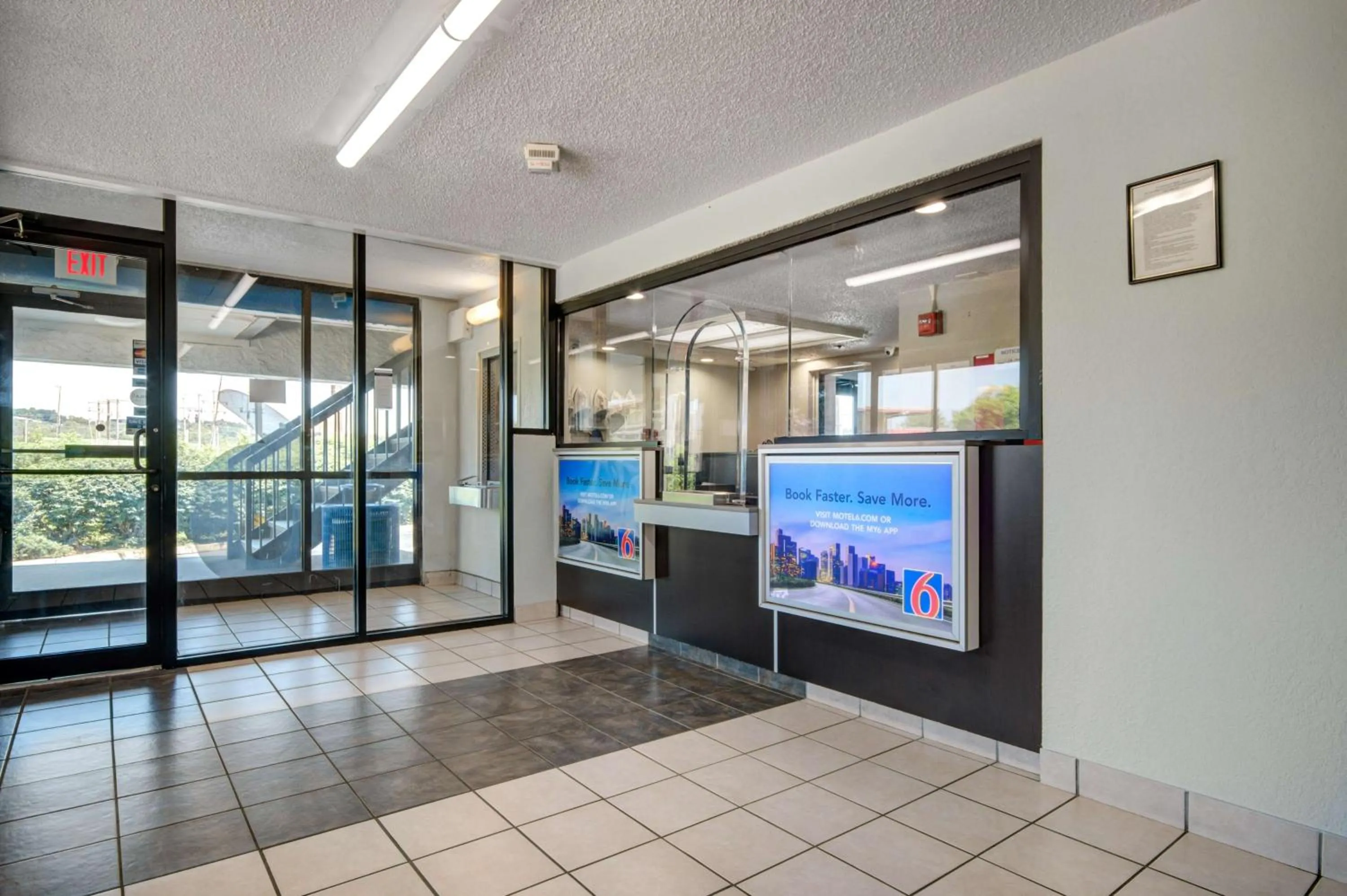 Lobby or reception in Motel 6-York, PA