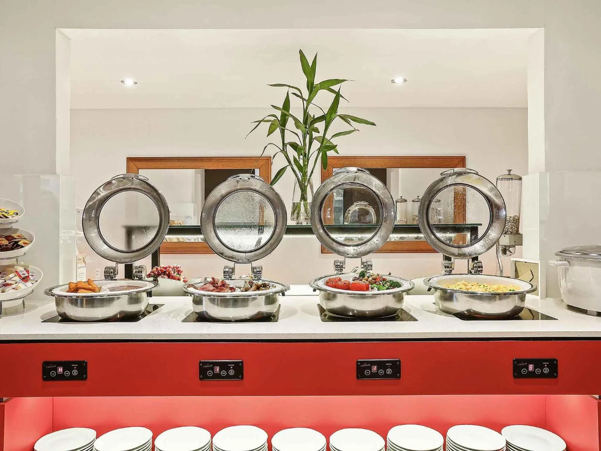 Breakfast in ibis Sydney World Square