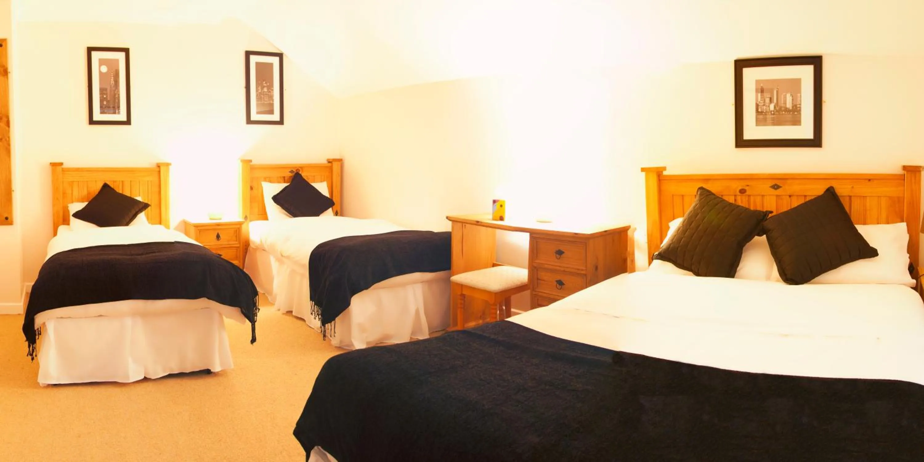 Bed in Woodside Lodge accomodation