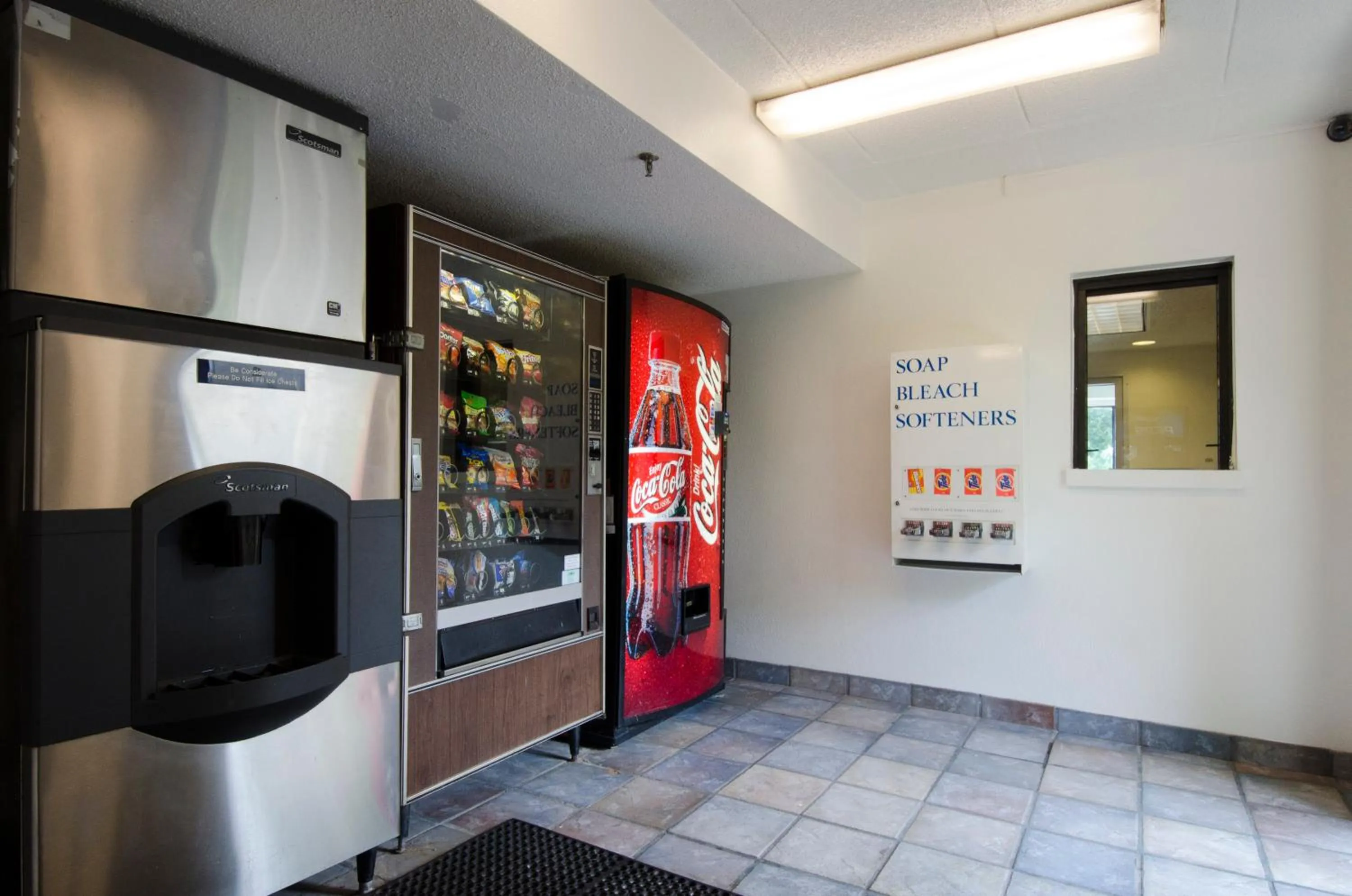 Facade/entrance in Motel 6-Gaithersburg, DC - Washington