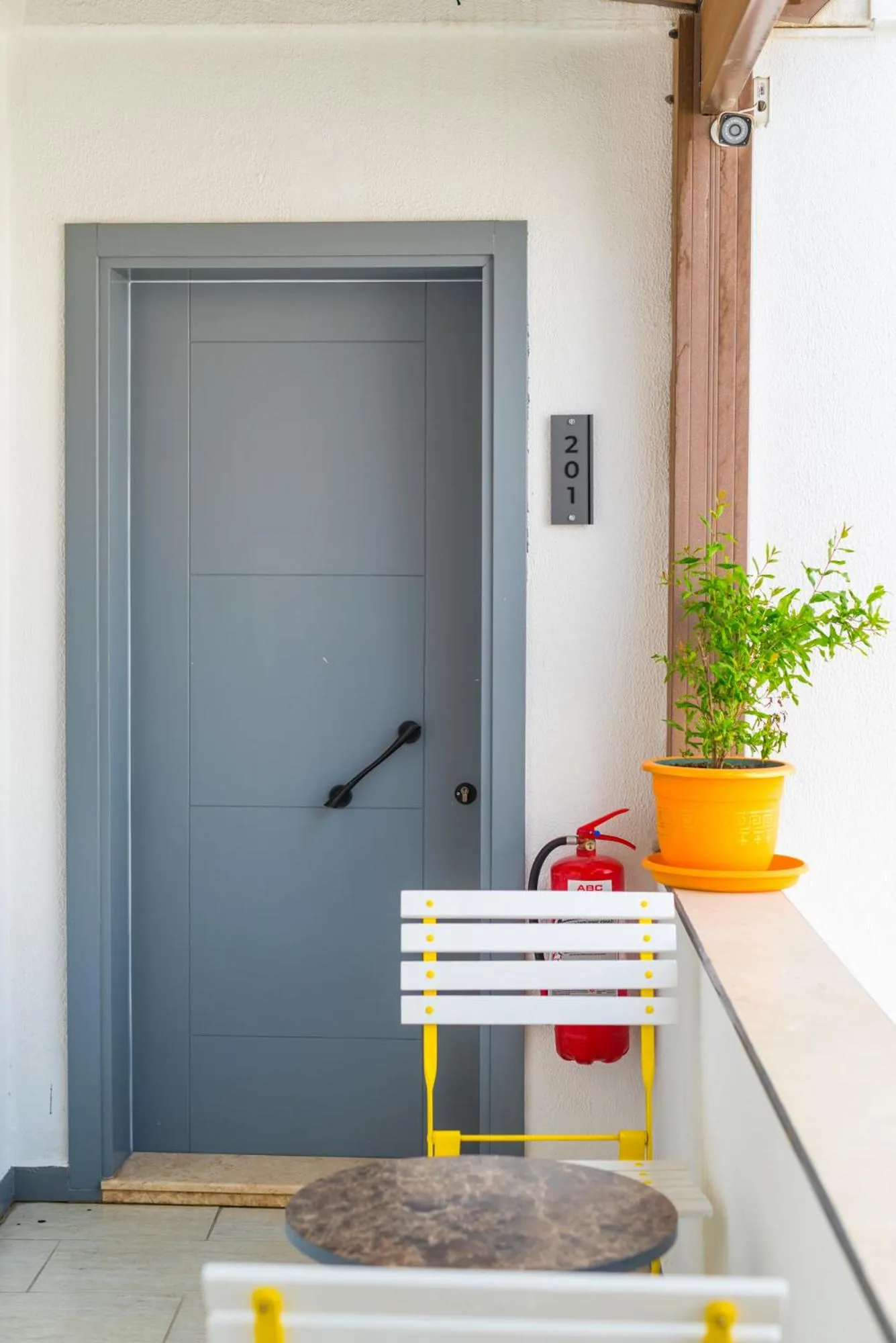 acessibility in 7 Art Feslegen Hotel By Egeos