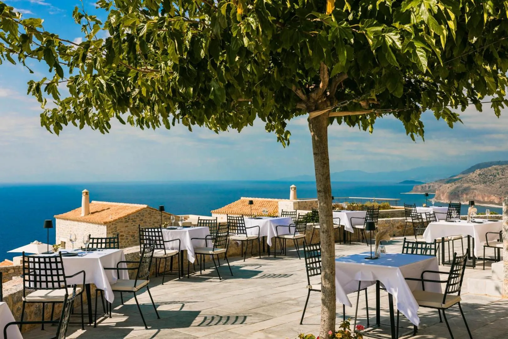 Restaurant/places to eat in Ariá Estate Suites & Spa