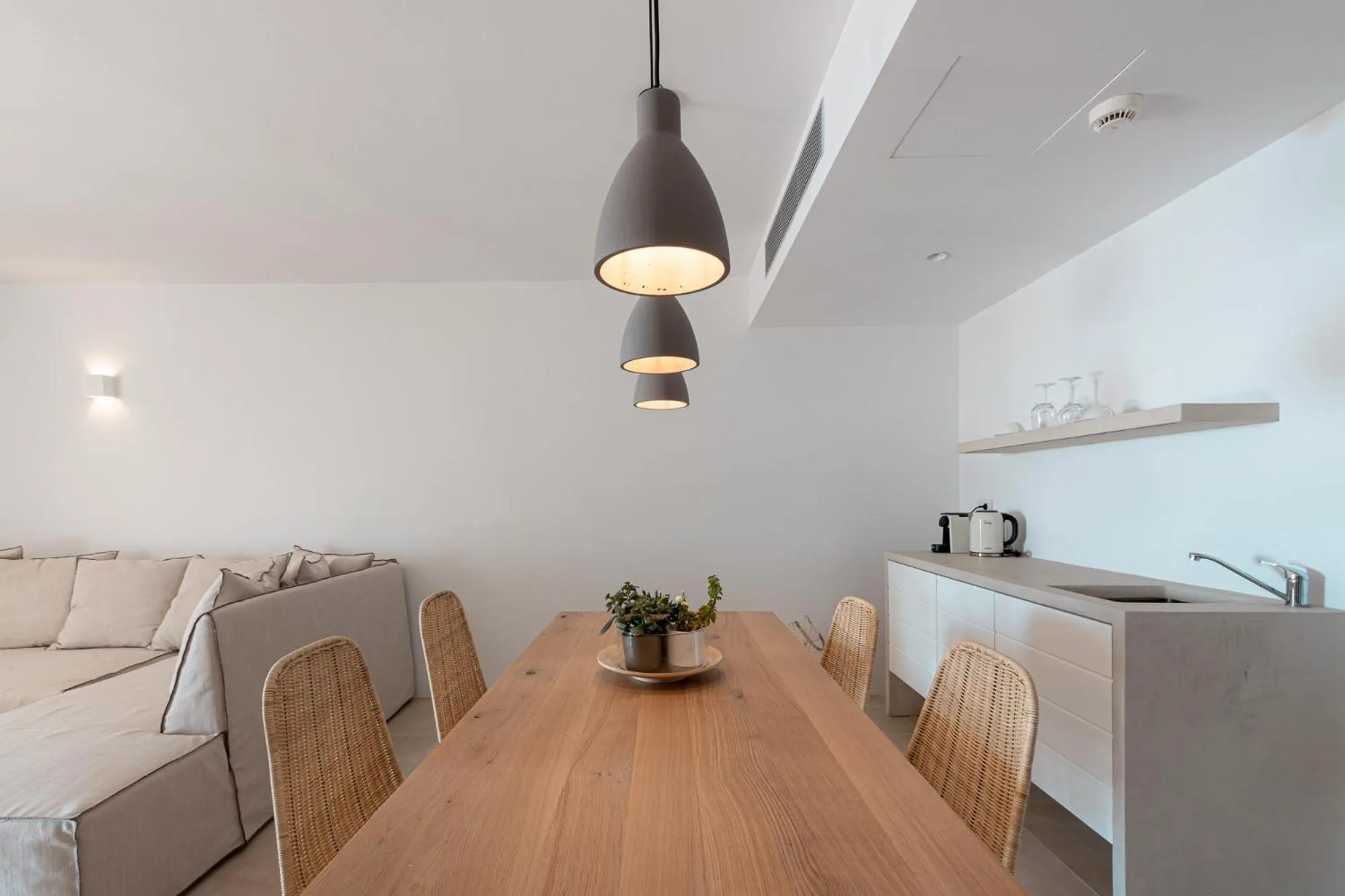 Kitchen or kitchenette in Ariá Estate Suites & Spa